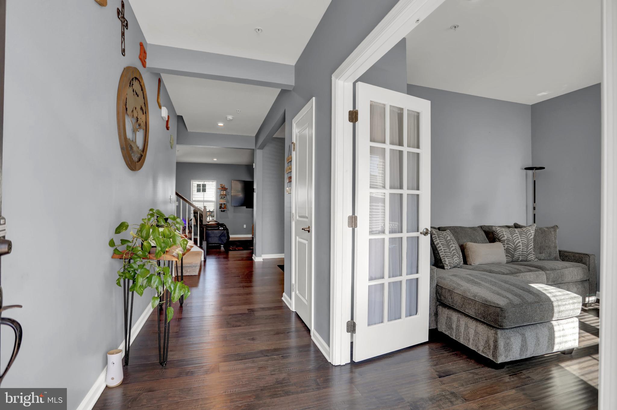 1704 SCENIC MANOR DRIVE