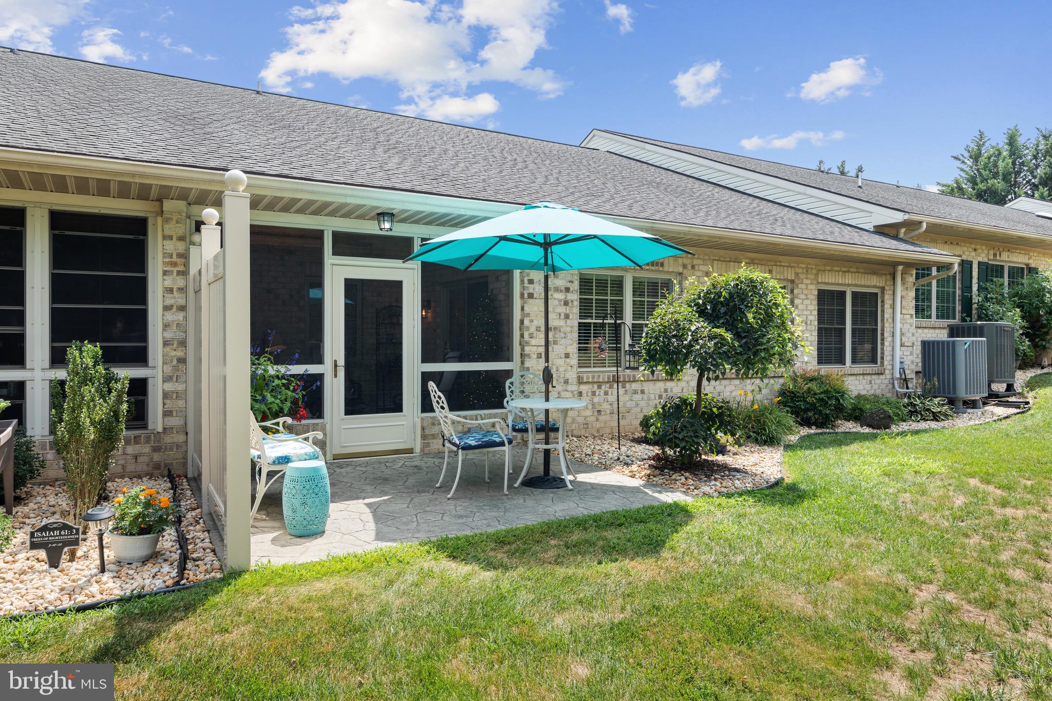 CORTLAND MANOR - Residential