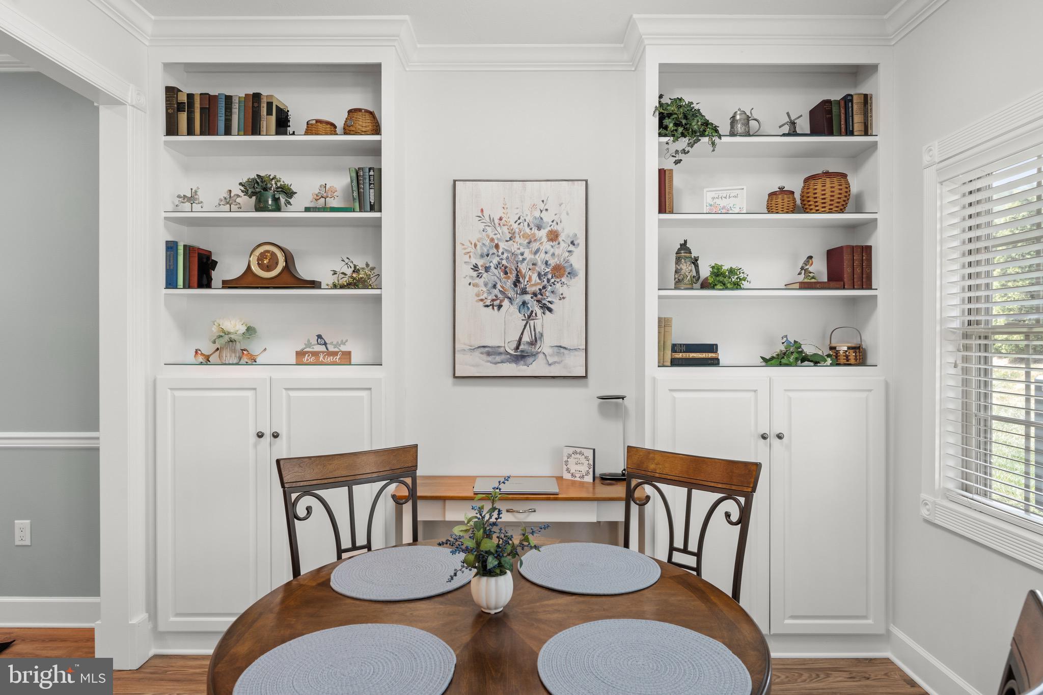 CORTLAND MANOR - Residential