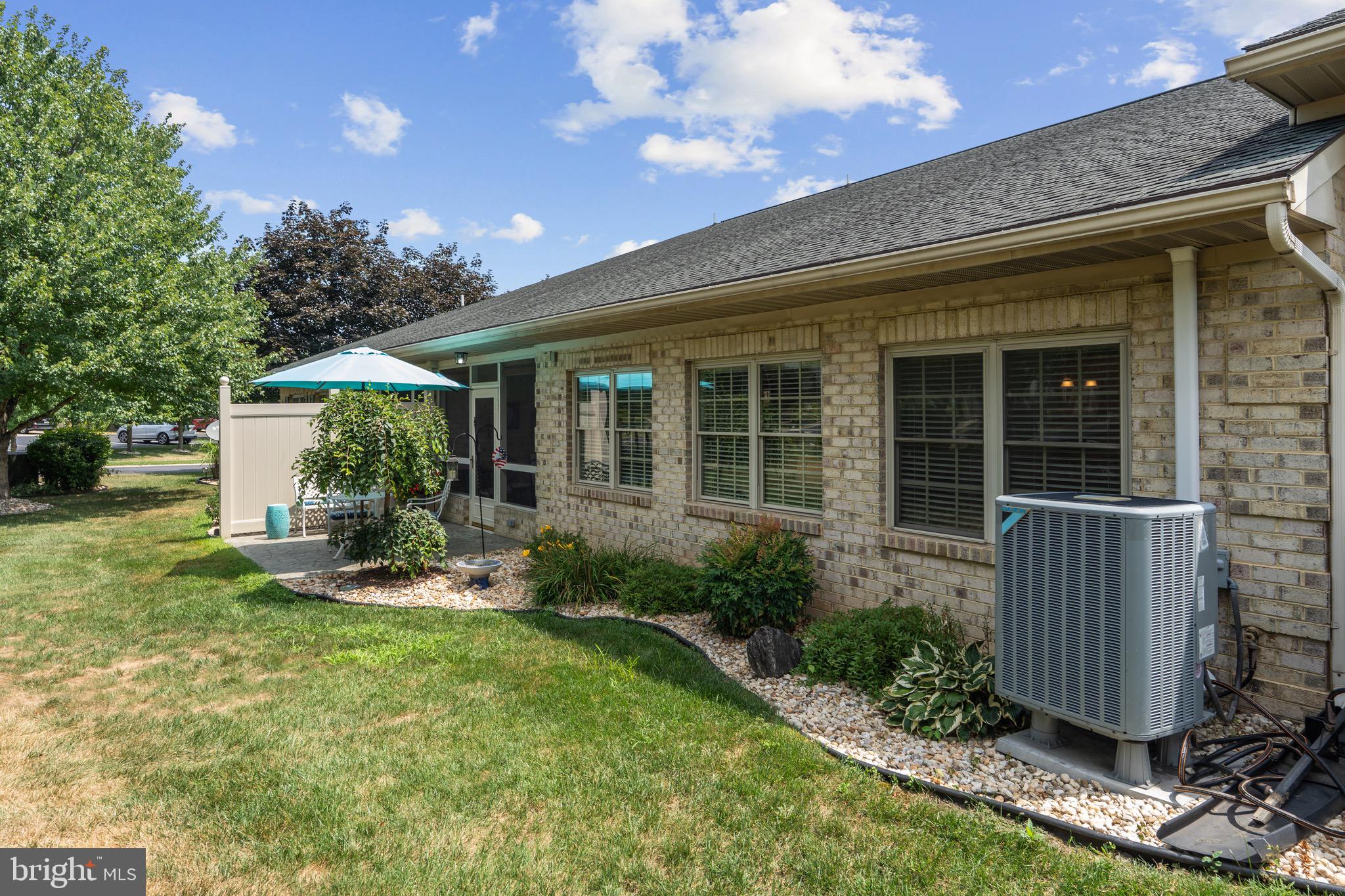 CORTLAND MANOR - Residential