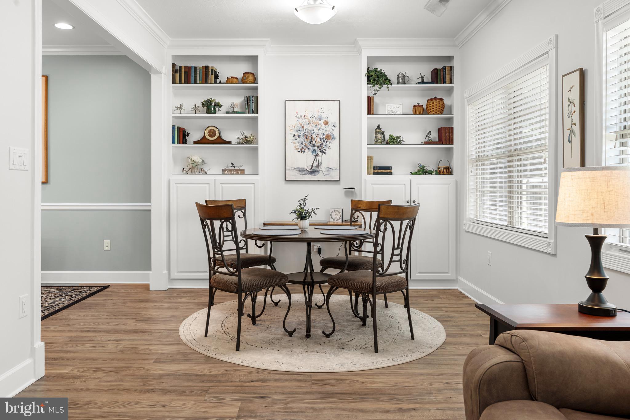 CORTLAND MANOR - Residential