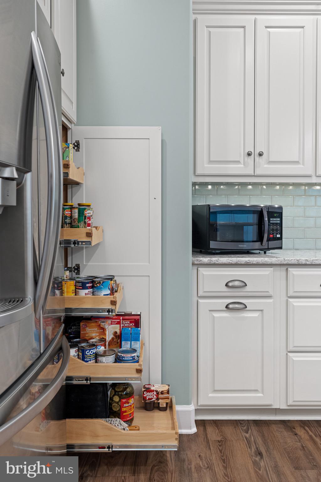 CORTLAND MANOR - Residential