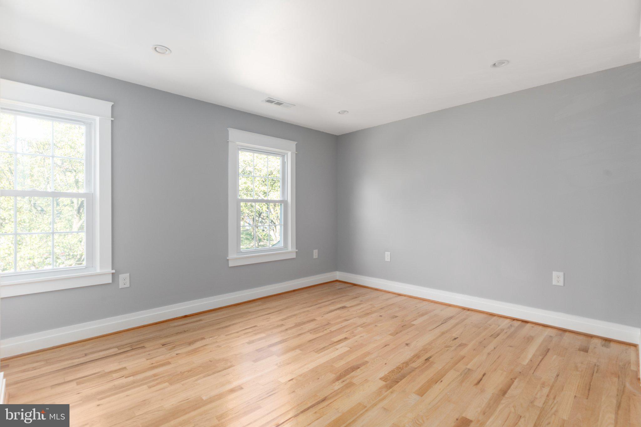 SEMINARY RIDGE - Residential