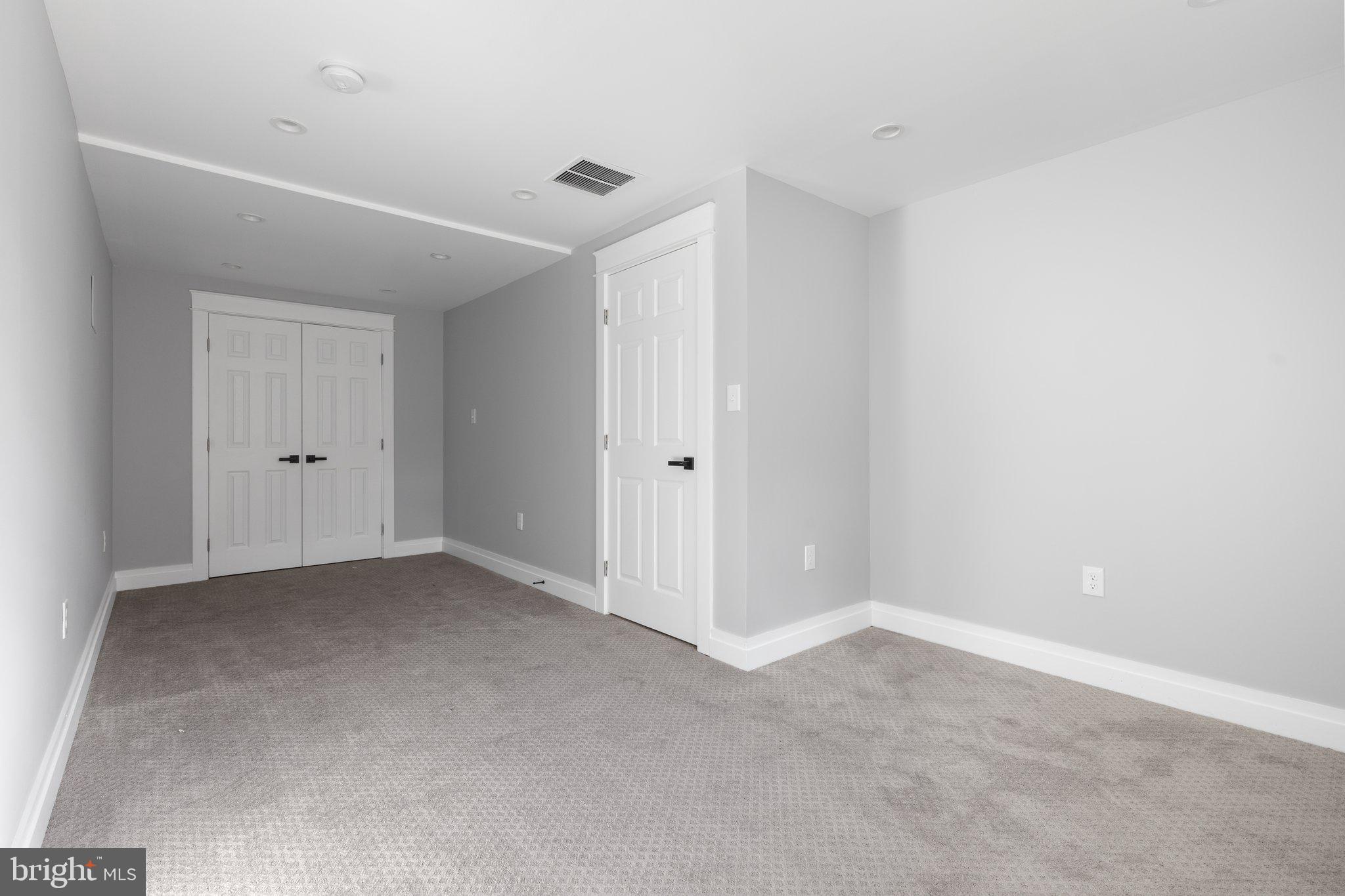 SEMINARY RIDGE - Residential