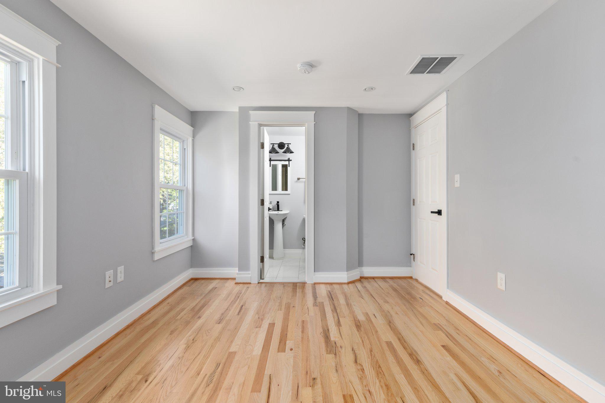 SEMINARY RIDGE - Residential