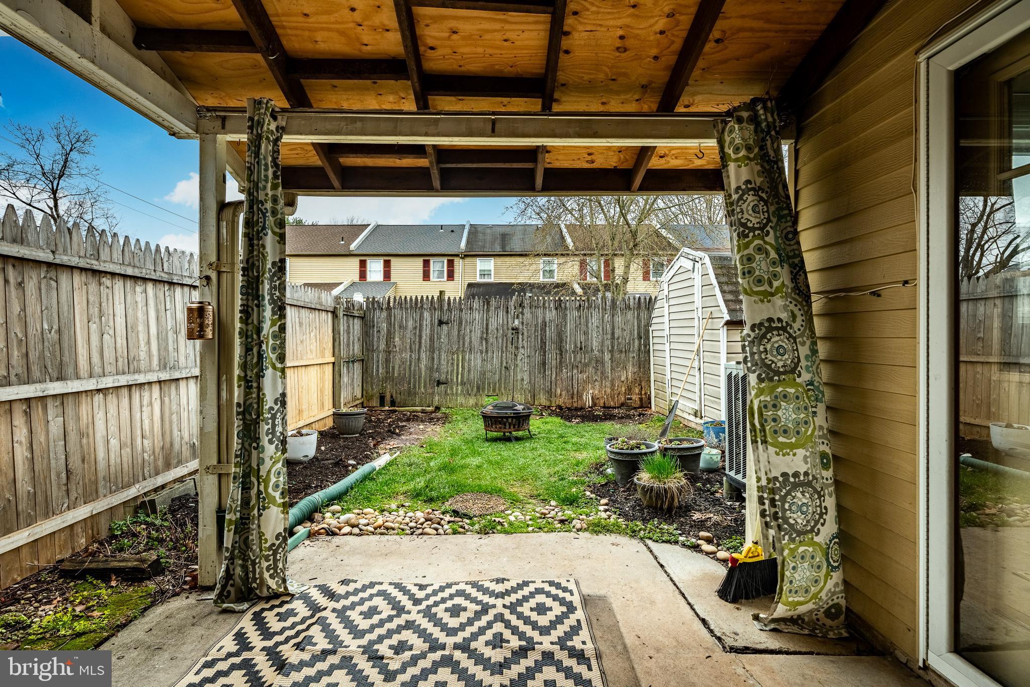 QUAKER RUN - Residential