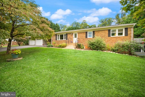 Photo of 4580 Akers Lane, WARRENTON, VA 20187 (MLS # VAFQ2023998)