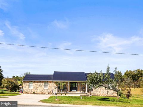 6813 MOUL ROAD THOMASVILLE PA 17364