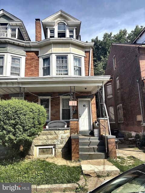 Homes For Sale - 131 Hoffman Avenue<br/> TRENTON, NJ 08618