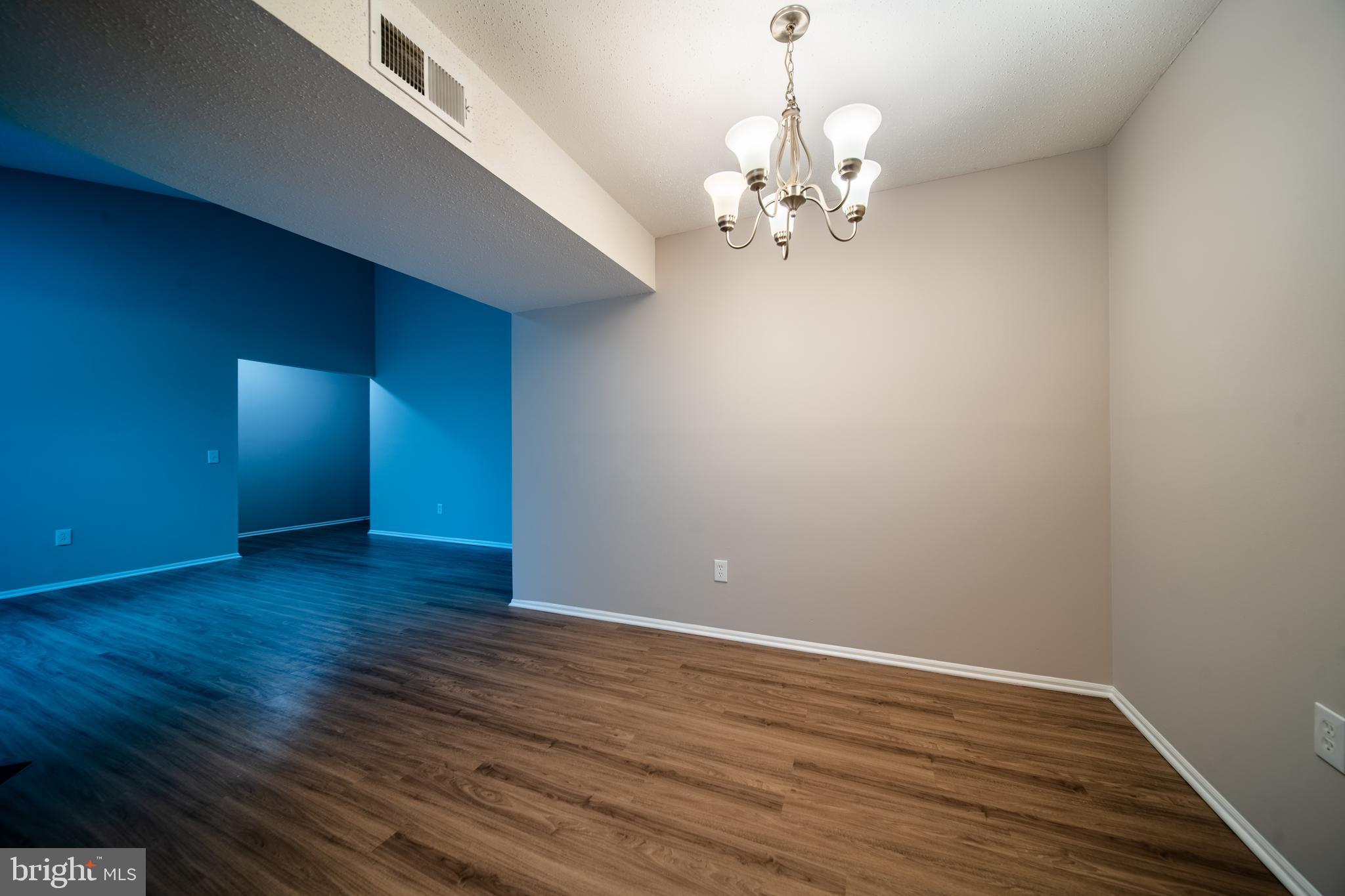 FOX CHAPEL - Residential