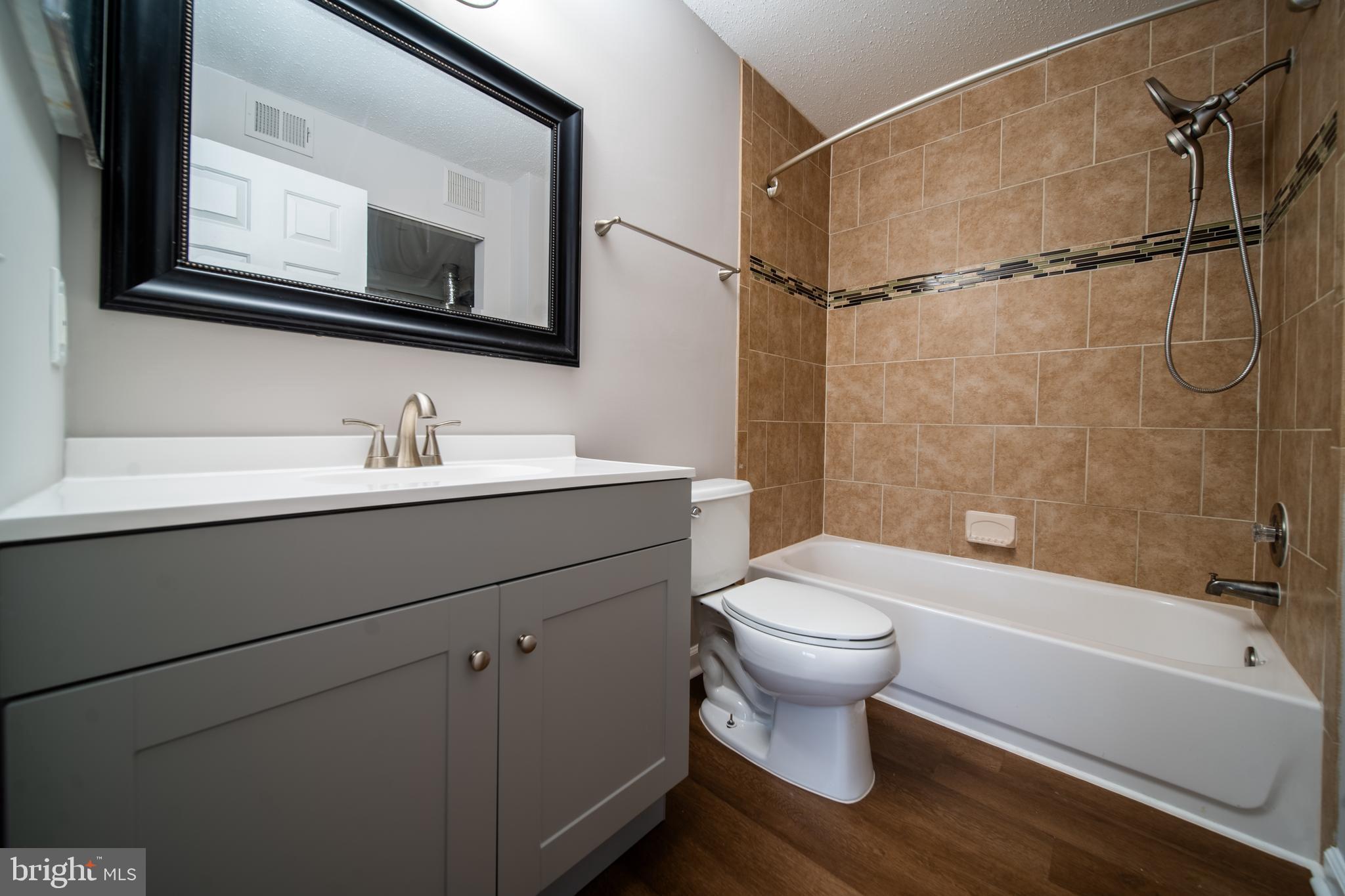 FOX CHAPEL - Residential