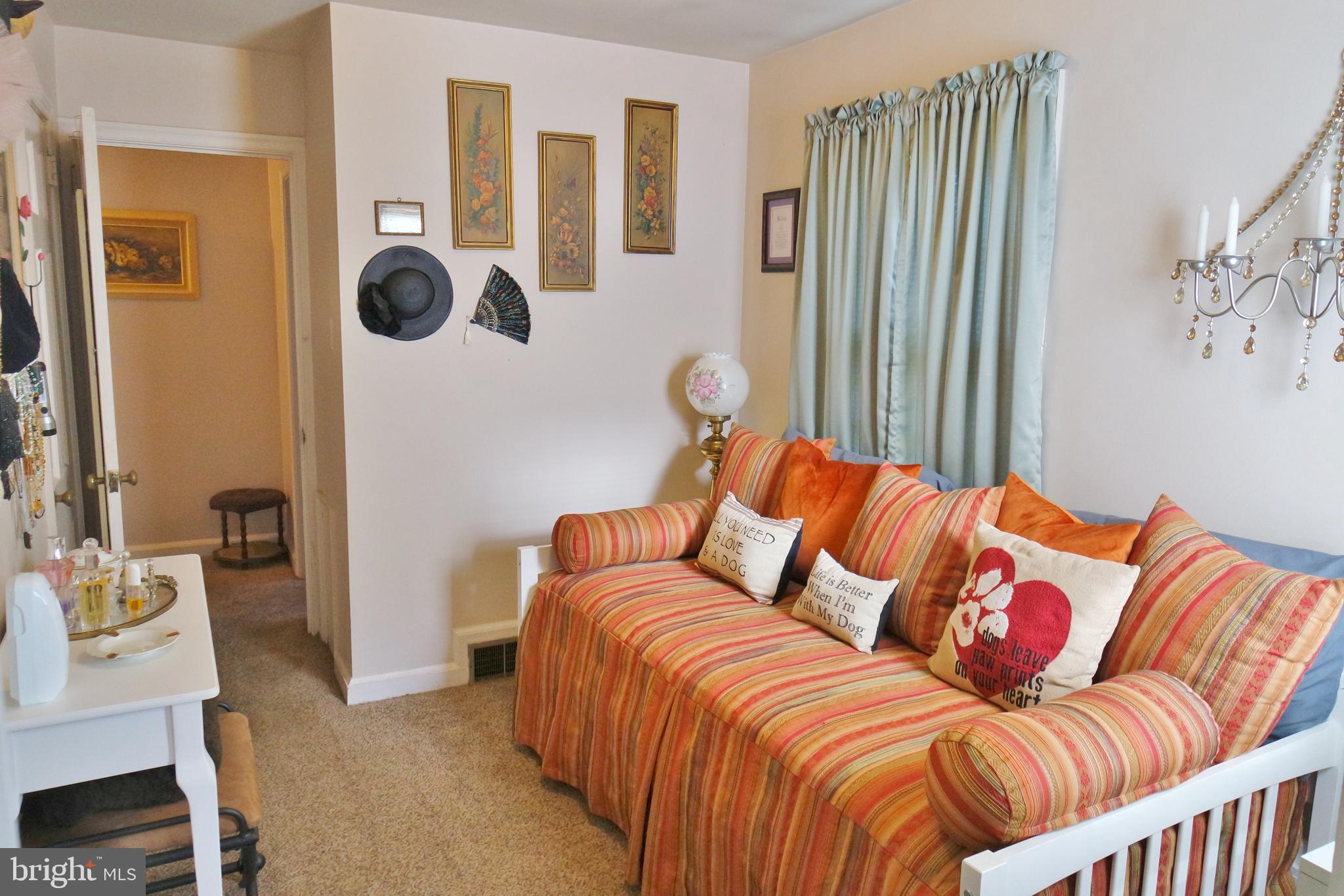 JOHNSTON WOODSTOCK - Residential