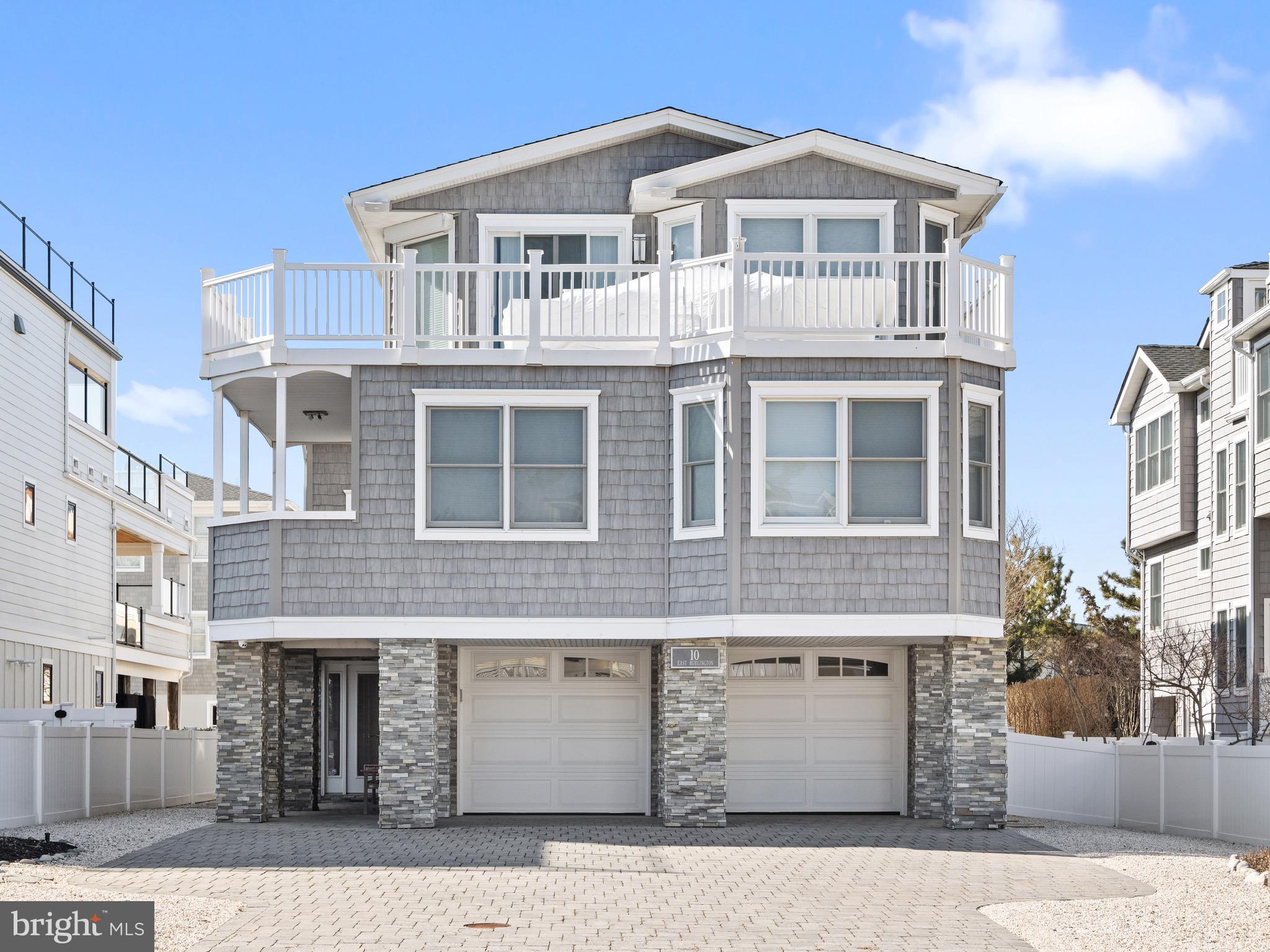 10 E BURLINGTON AVENUE