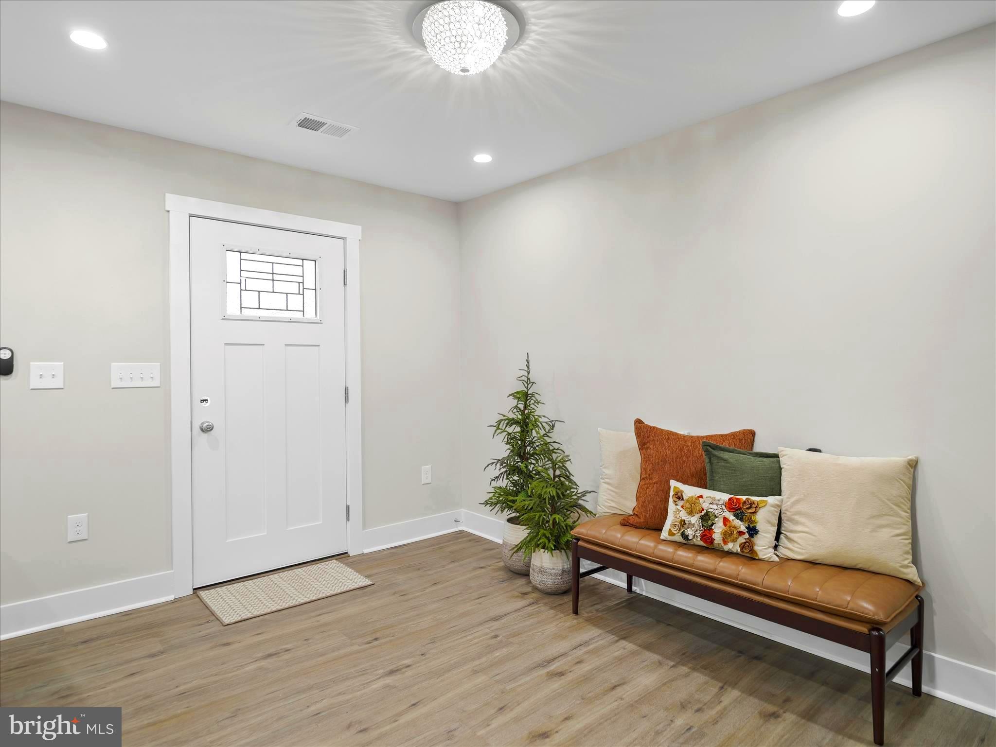 KEYES FERRY ACRES - Residential