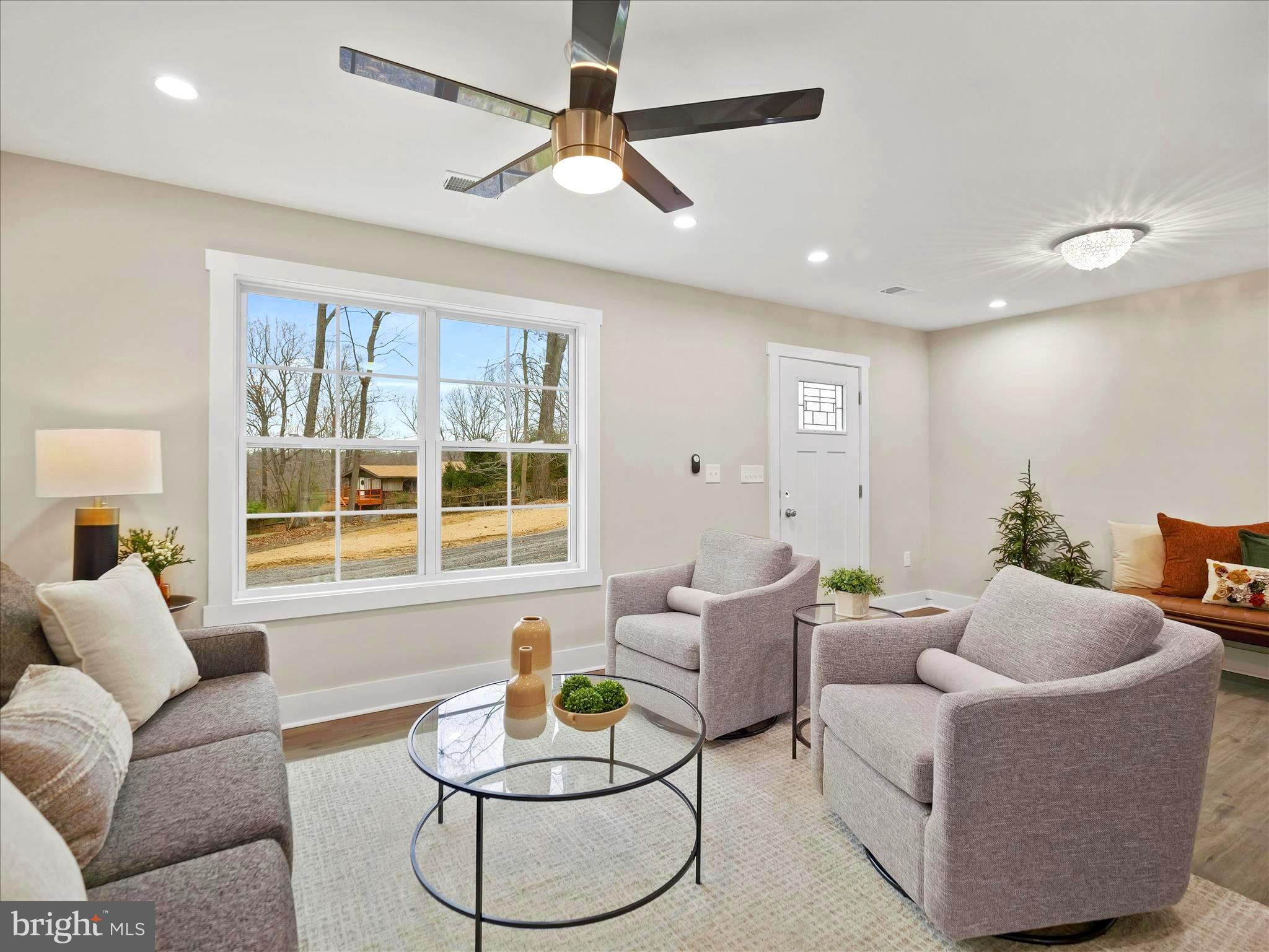 KEYES FERRY ACRES - Residential