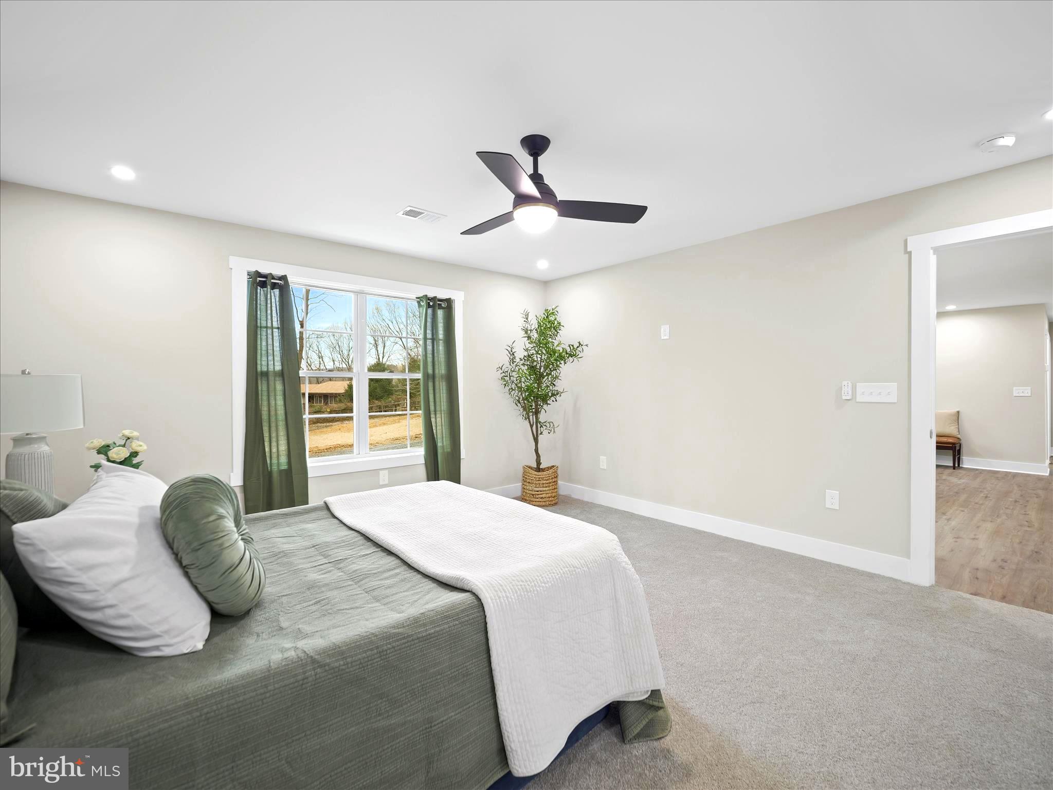 KEYES FERRY ACRES - Residential