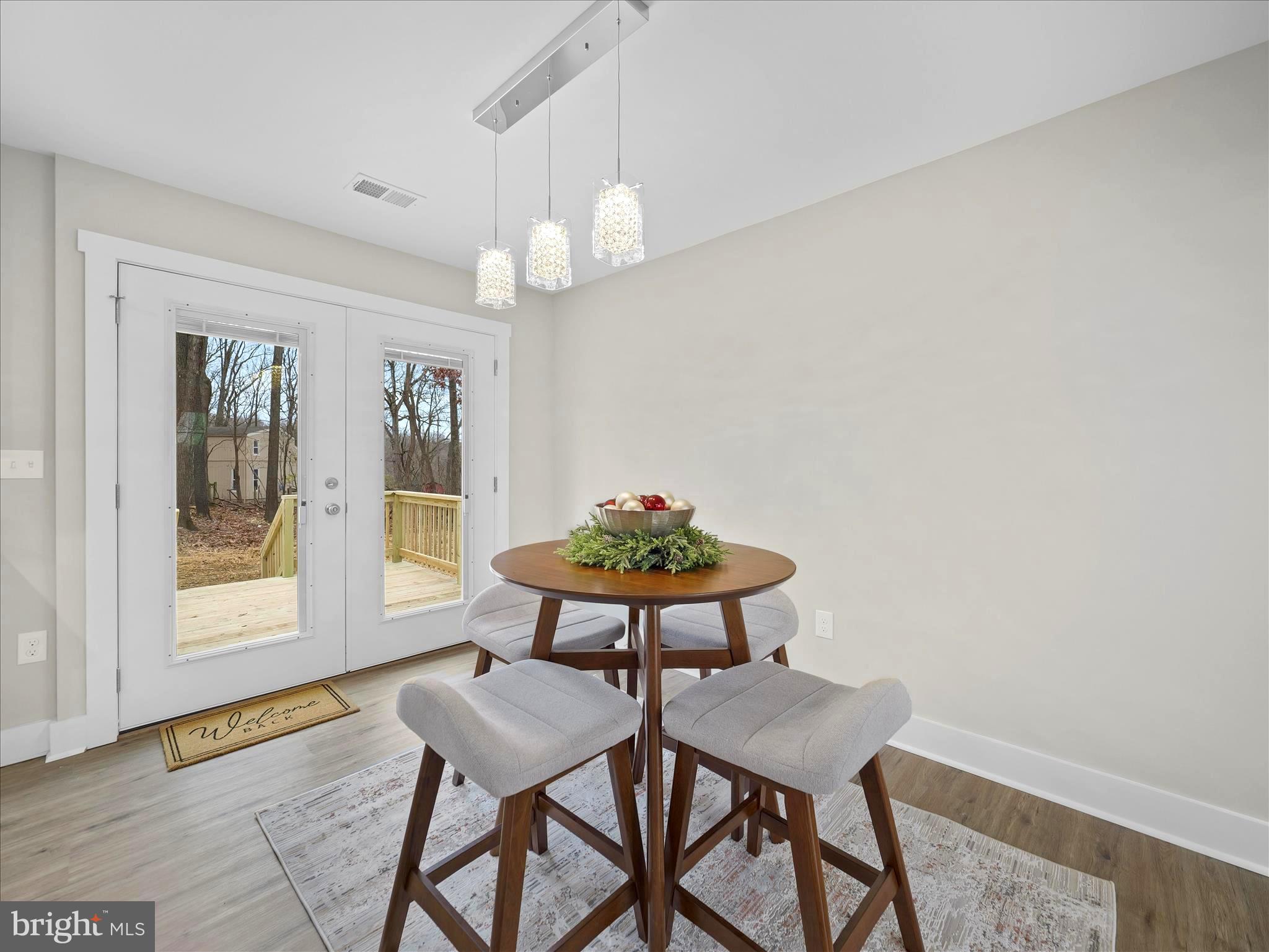 KEYES FERRY ACRES - Residential