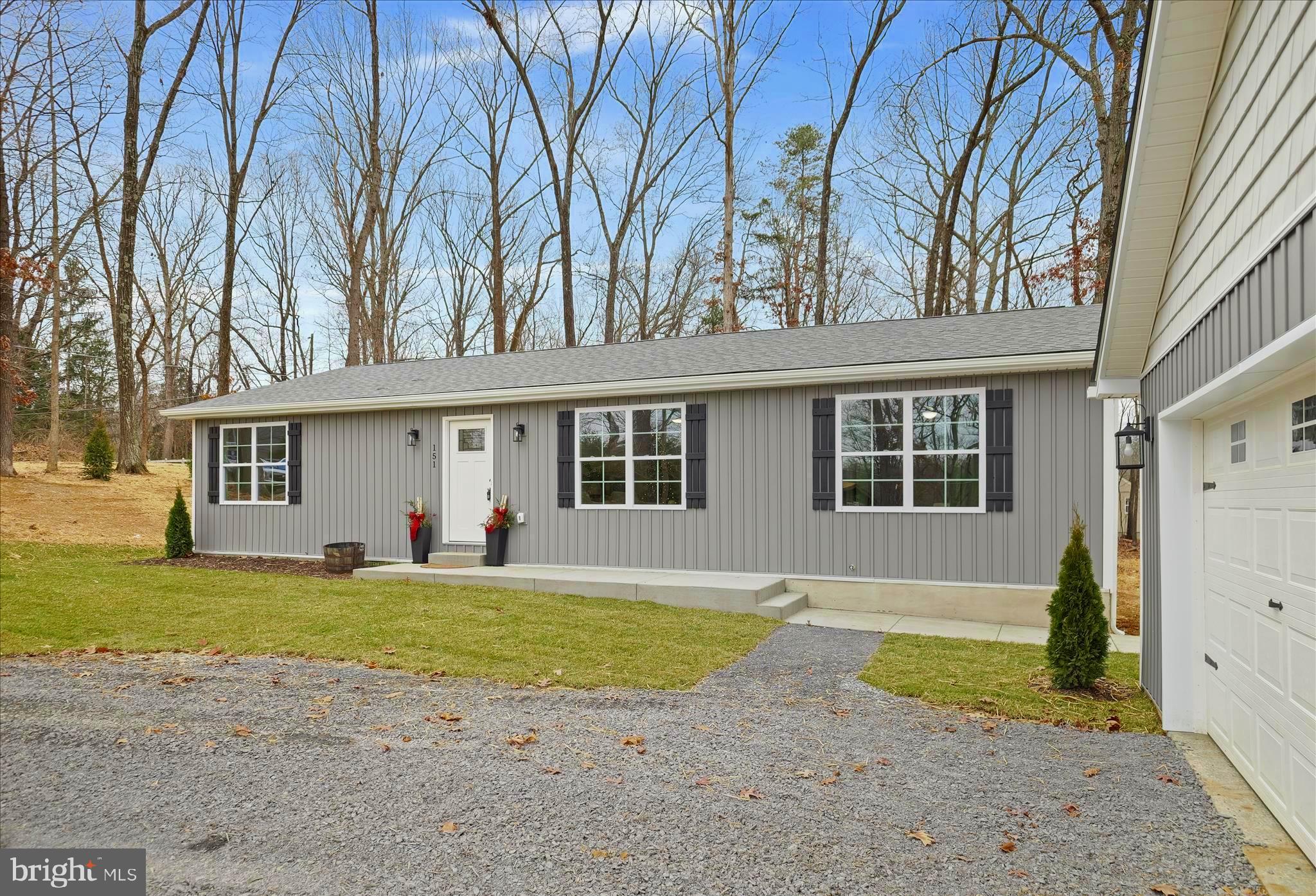 KEYES FERRY ACRES - Residential