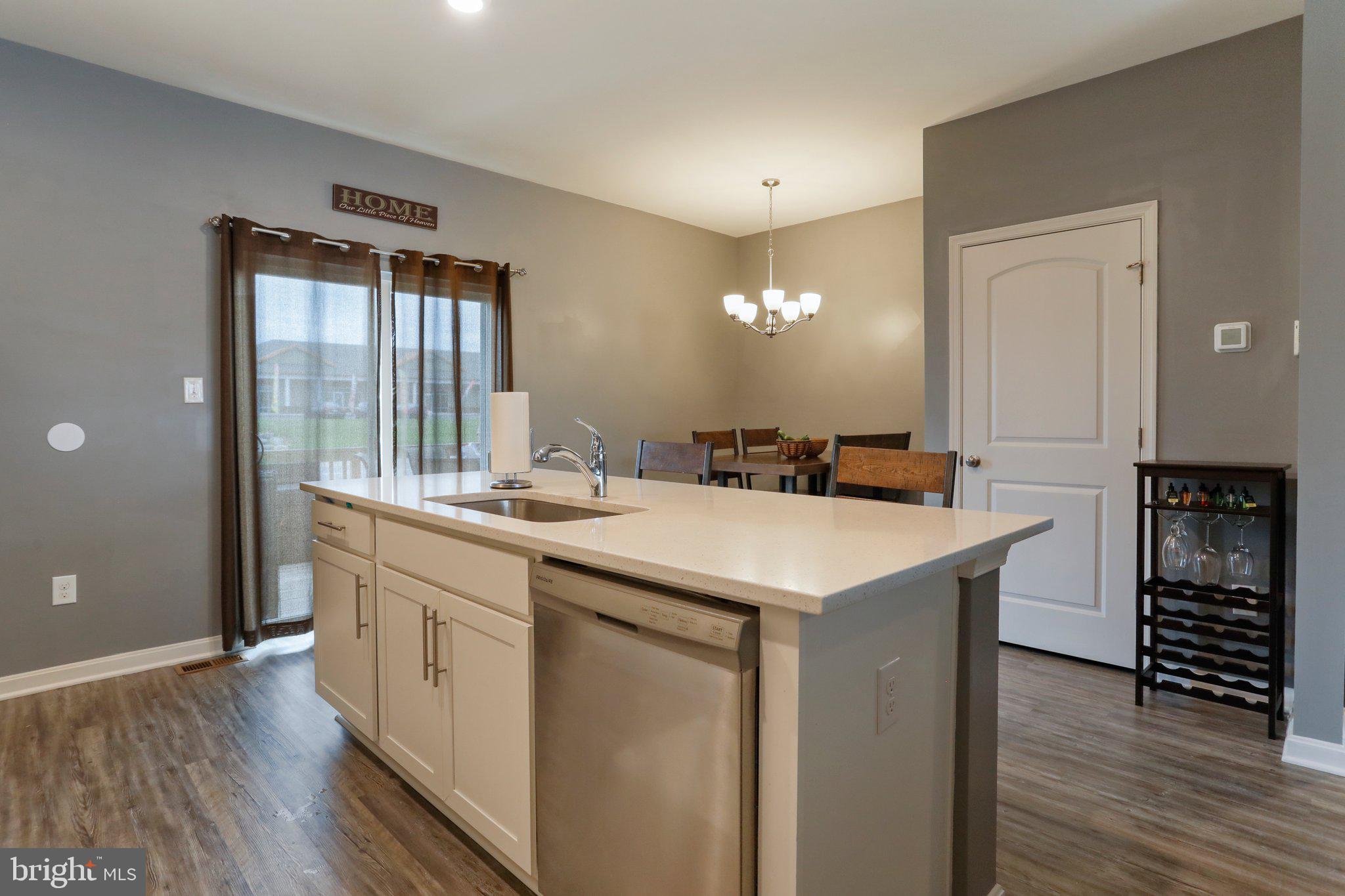 BERKELEY RIDGE - Residential