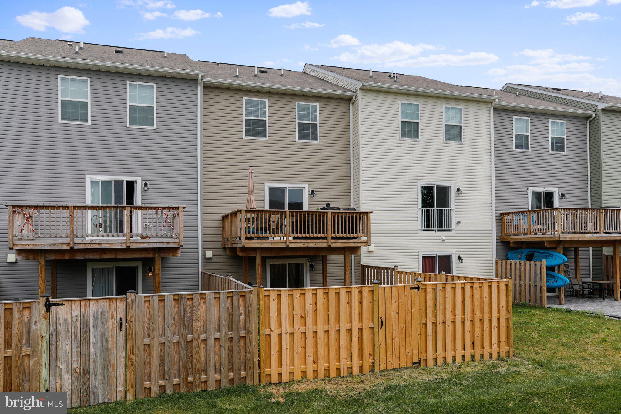 BERKELEY RIDGE - Residential