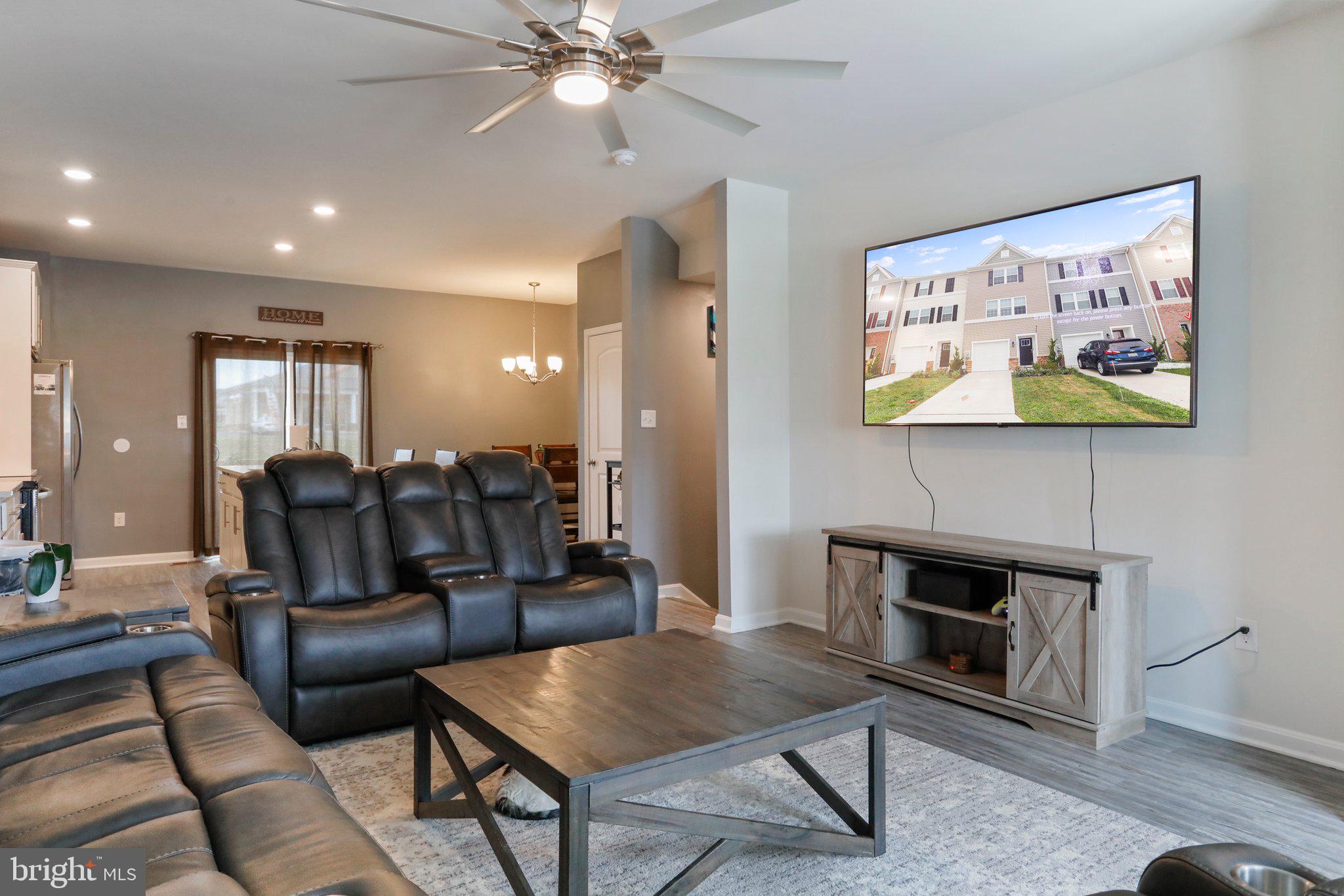 BERKELEY RIDGE - Residential