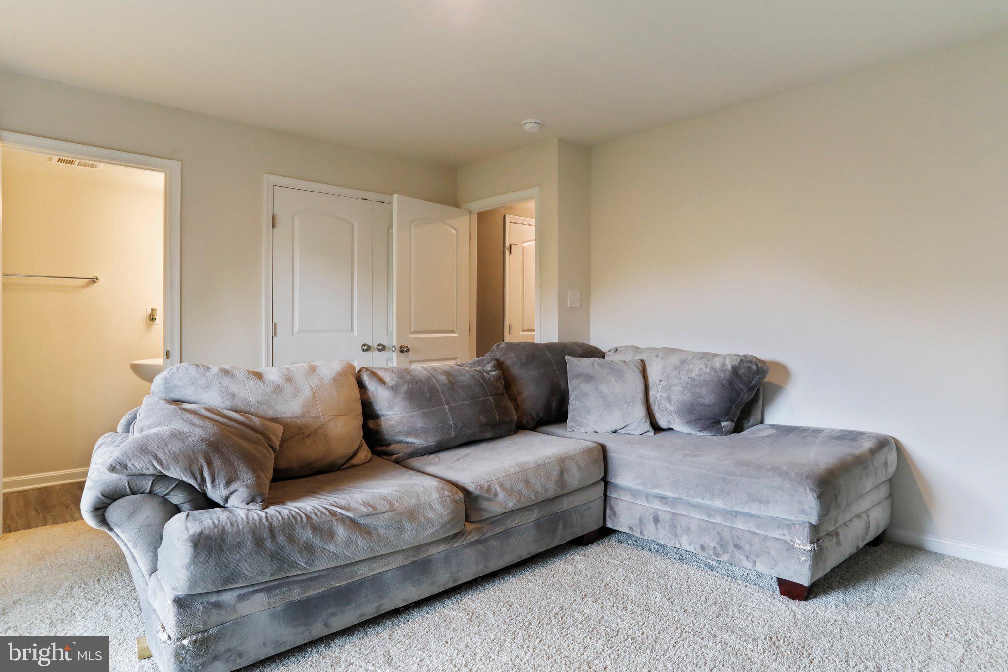 BERKELEY RIDGE - Residential