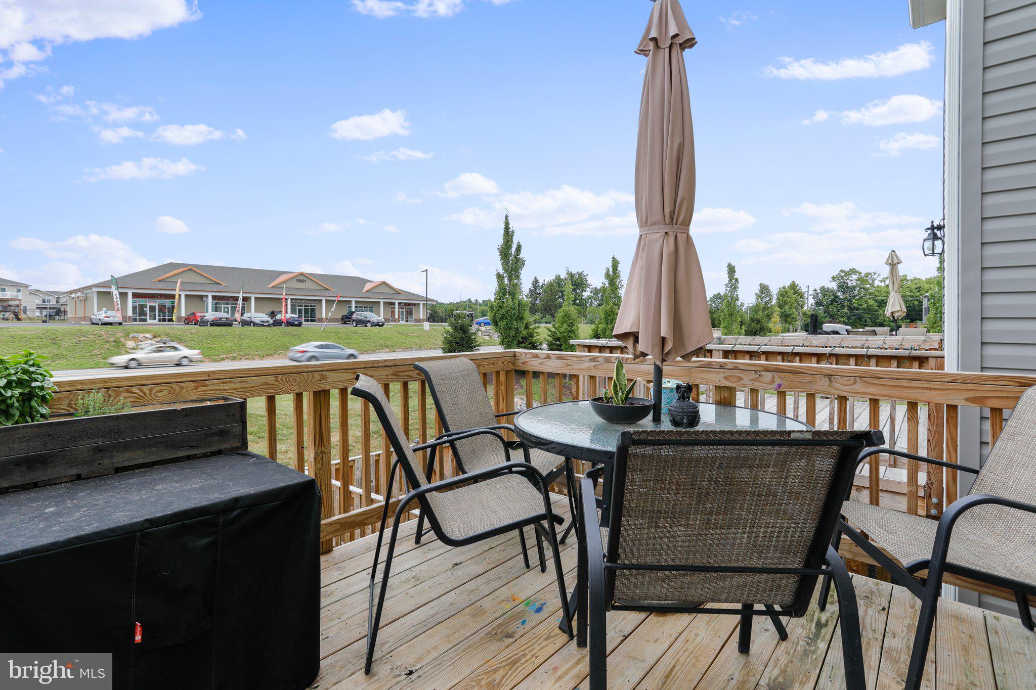 BERKELEY RIDGE - Residential