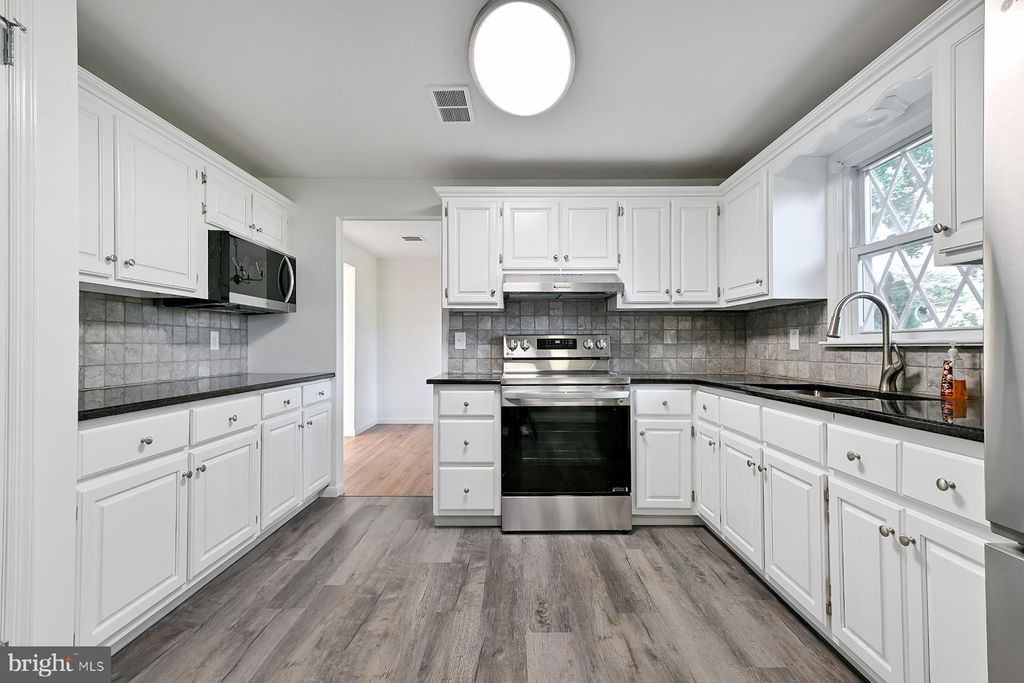 Photo of 216 Laurelwood Drive, DOUGLASSVILLE, PA 19518 (MLS # PABK2064192)