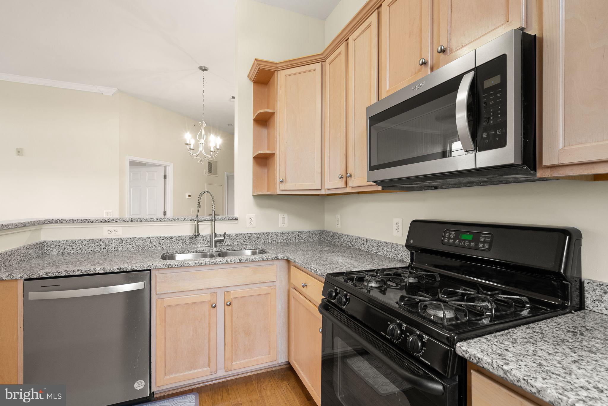 CHANTILLY PARK - Residential Lease