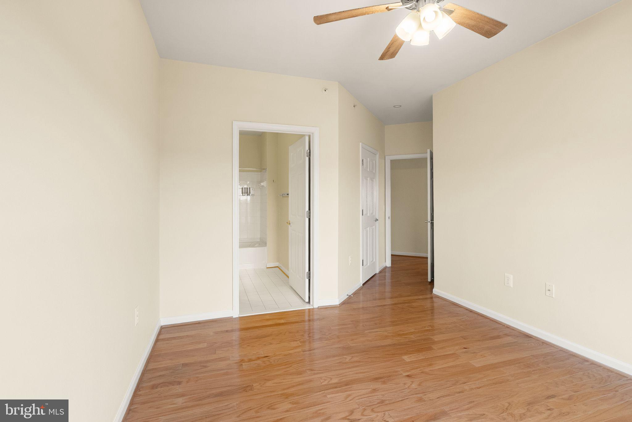 CHANTILLY PARK - Residential Lease