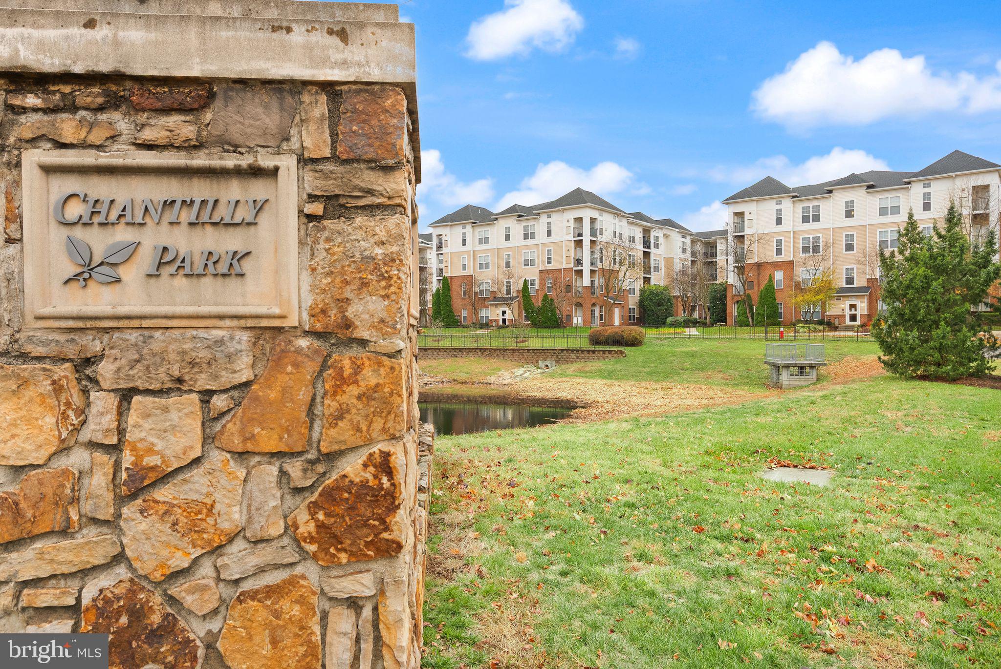 CHANTILLY PARK - Residential Lease