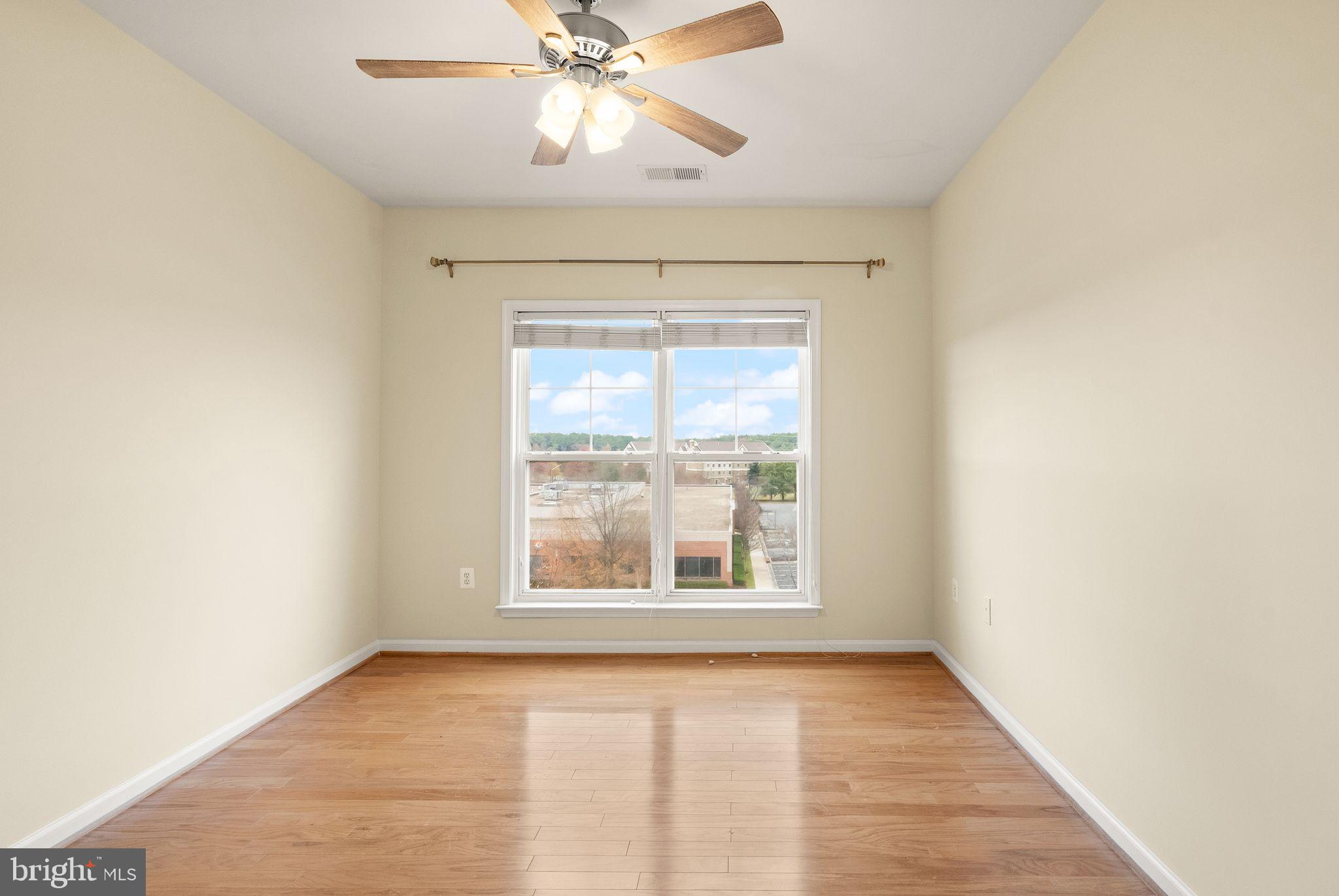 CHANTILLY PARK - Residential Lease