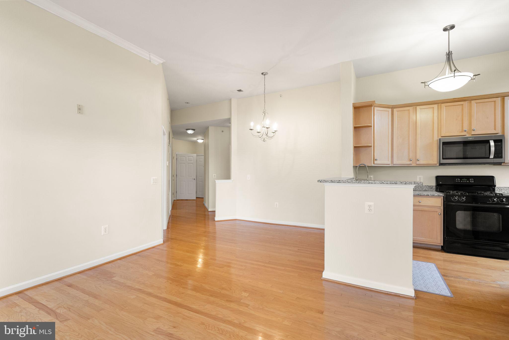 CHANTILLY PARK - Residential Lease