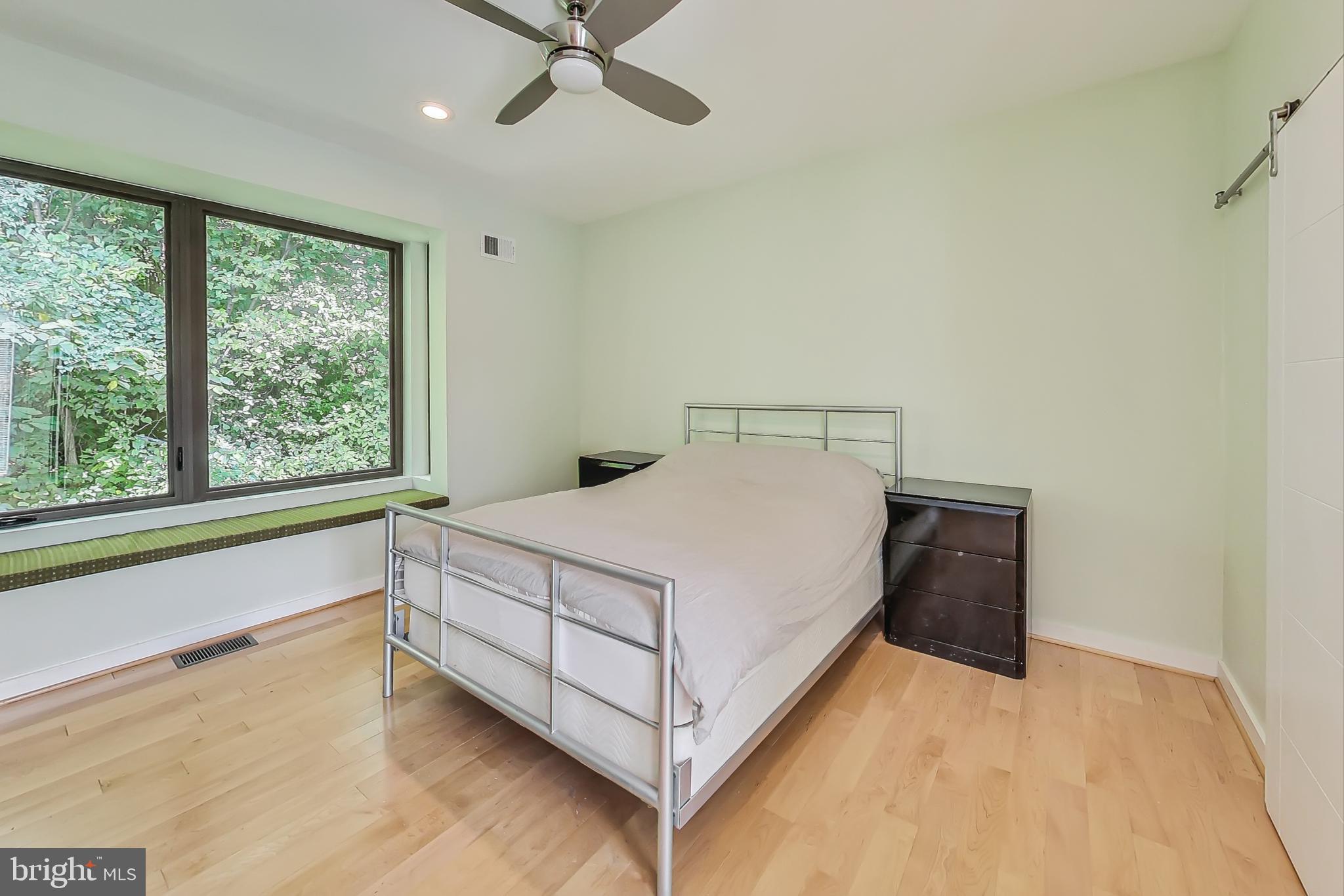 BURNING TREE VALLEY - Residential