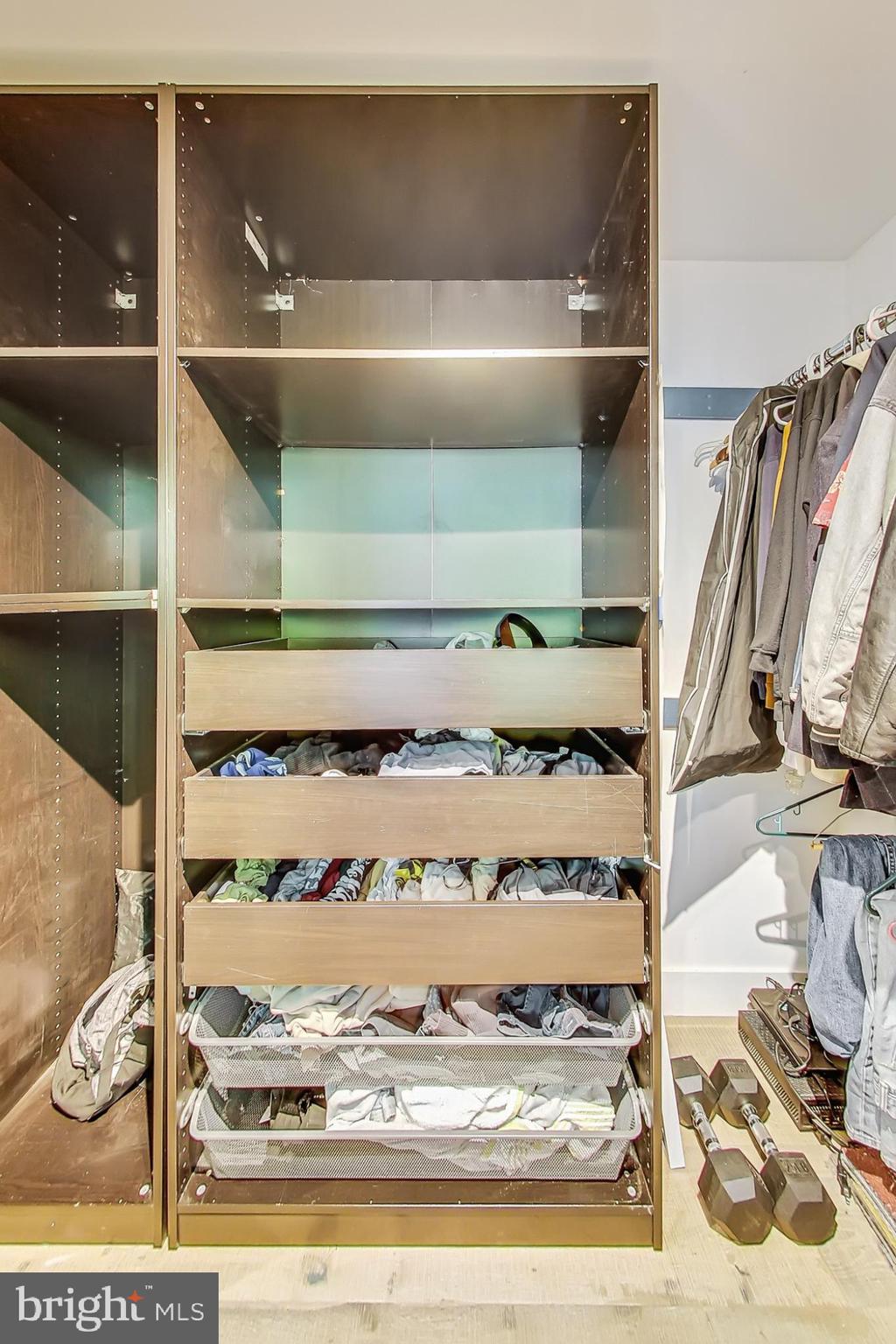 BURNING TREE VALLEY - Residential