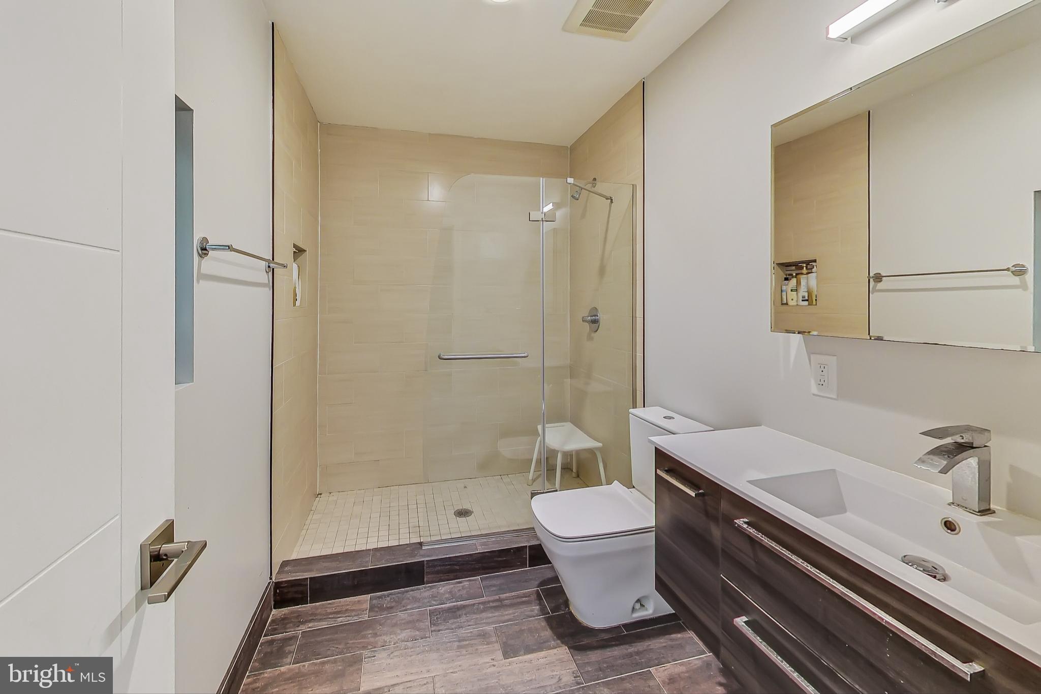 BURNING TREE VALLEY - Residential