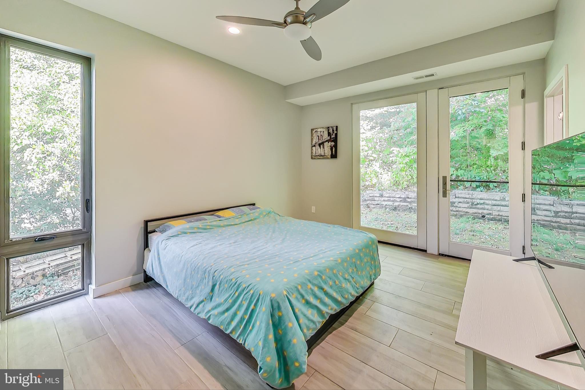 BURNING TREE VALLEY - Residential