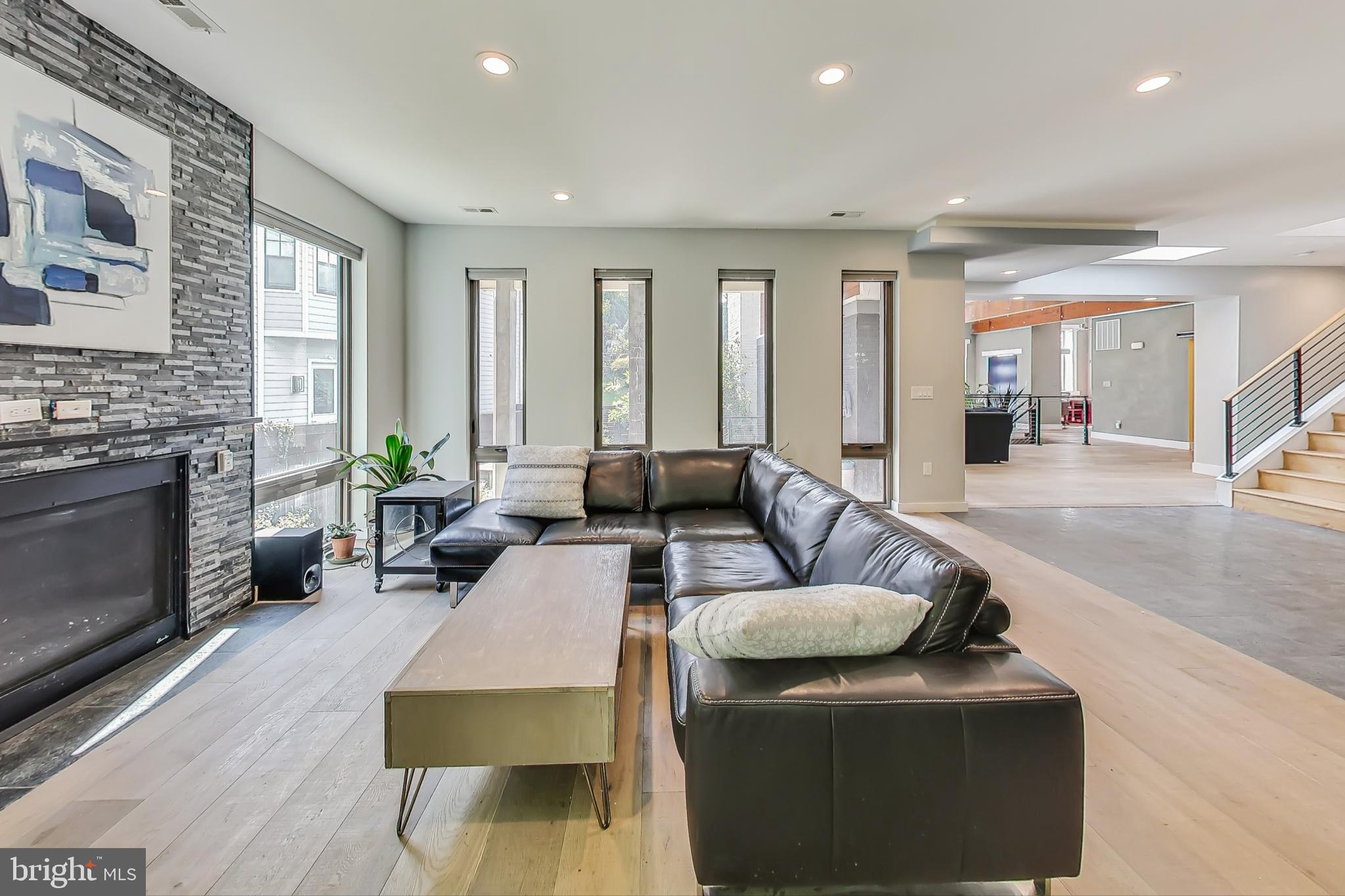 BURNING TREE VALLEY - Residential