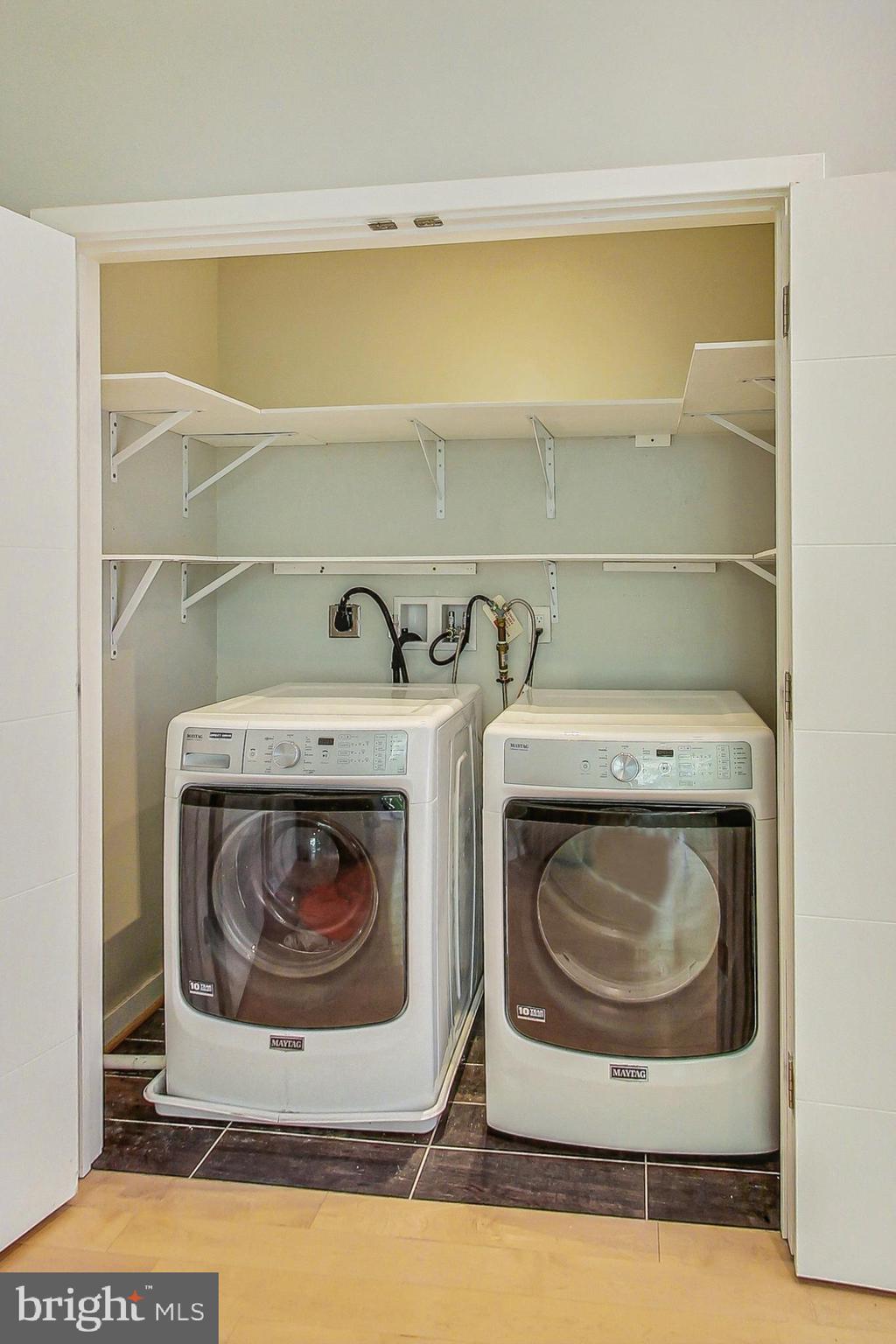 BURNING TREE VALLEY - Residential