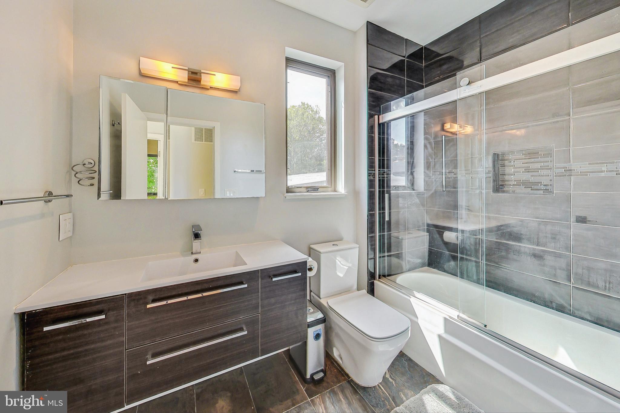 BURNING TREE VALLEY - Residential