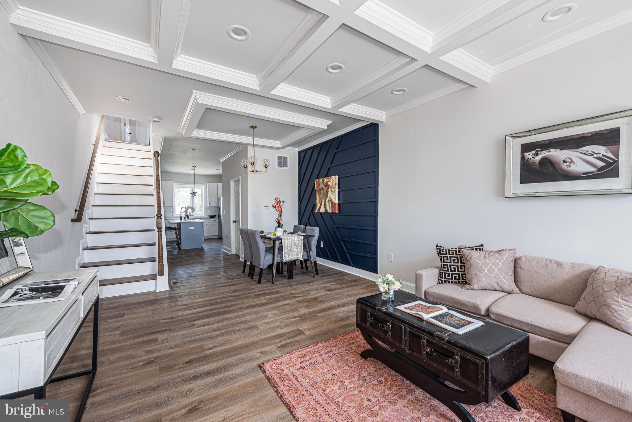 1735 N WASHINGTON STREET