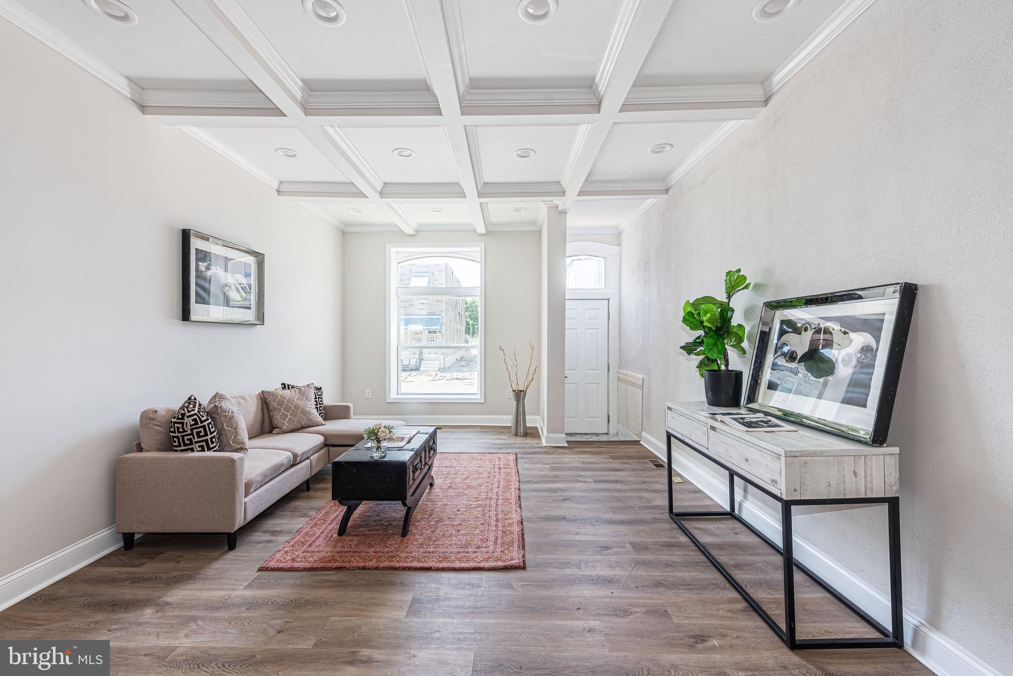 1735 N WASHINGTON STREET