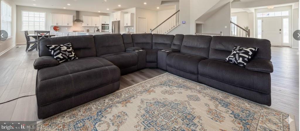 VILLAGES OF SAVANNAH - Residential