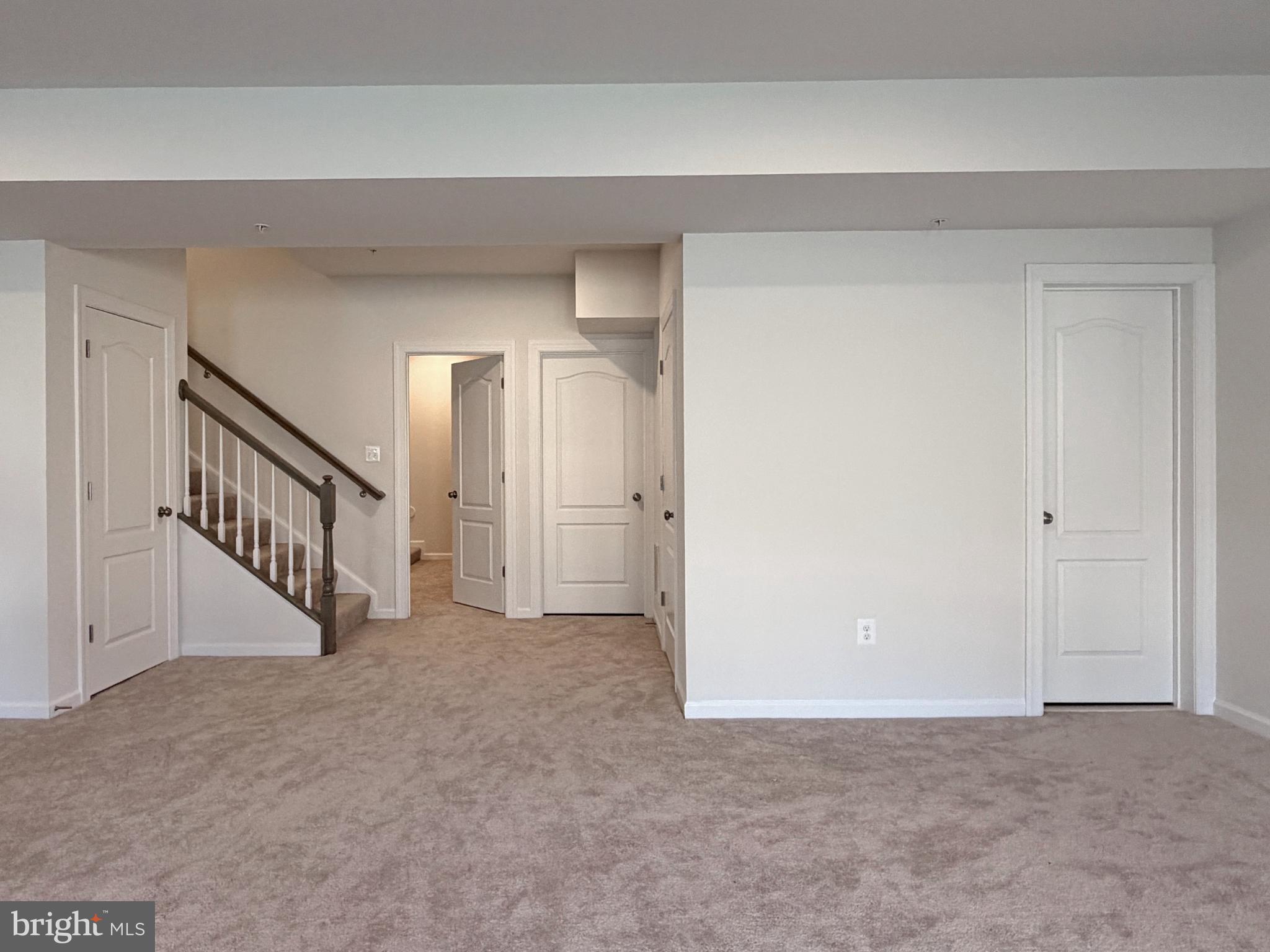 VILLAGES OF SAVANNAH - Residential