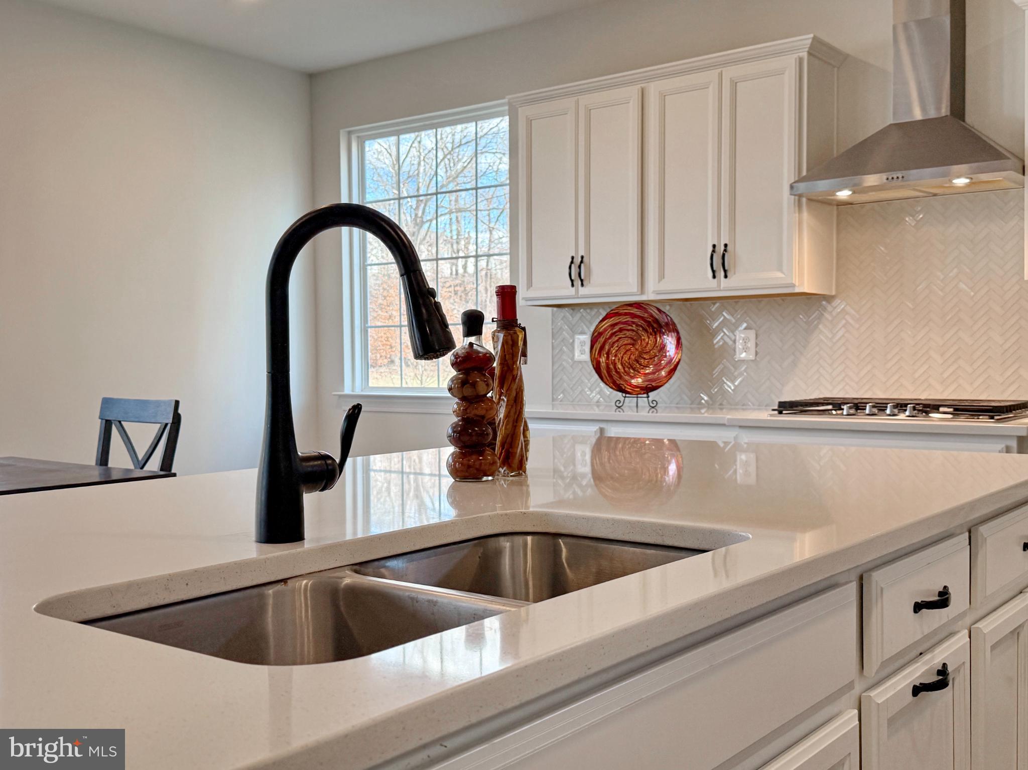 VILLAGES OF SAVANNAH - Residential