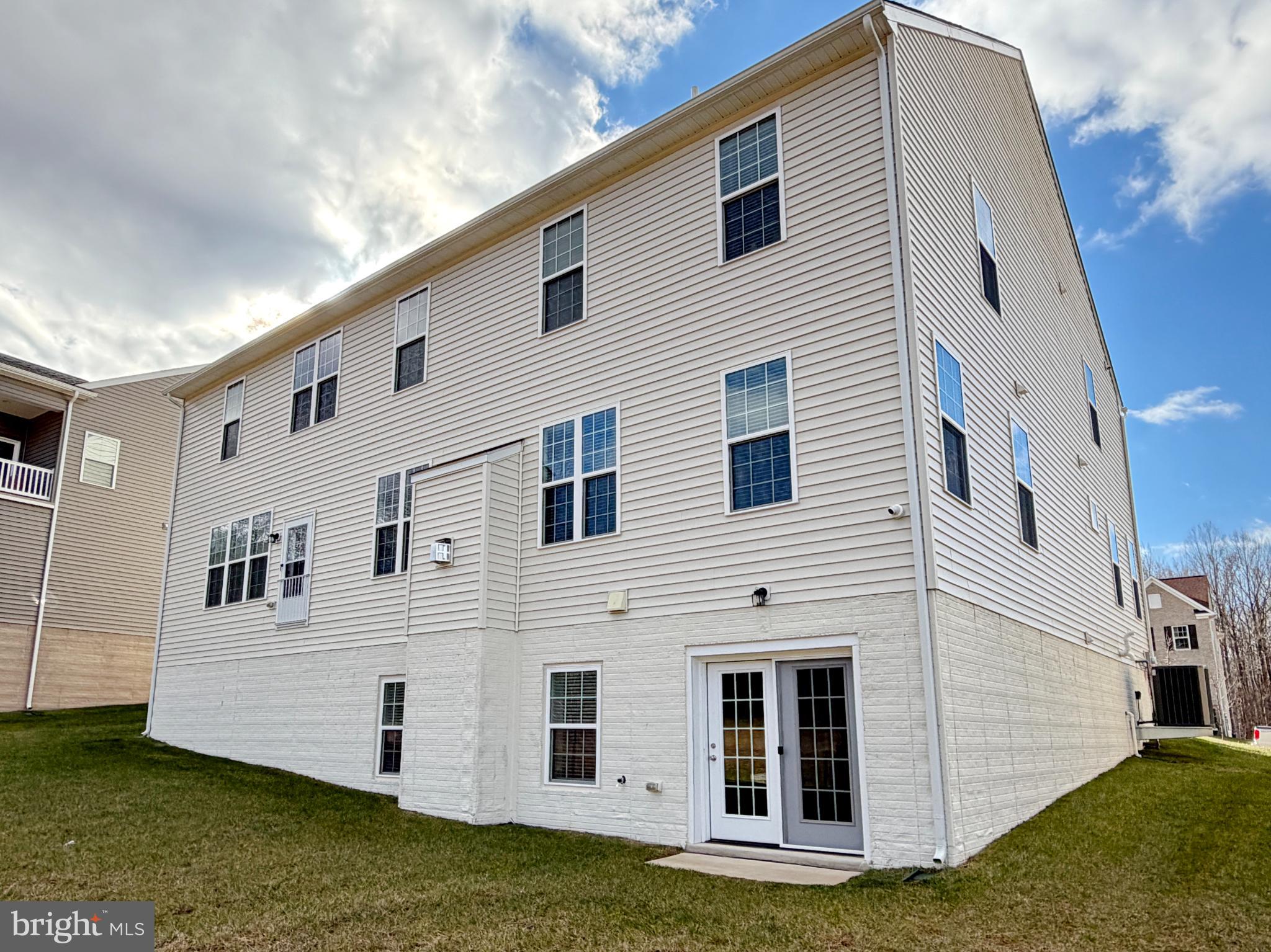 5500 BIG HUNTINGDON LANE