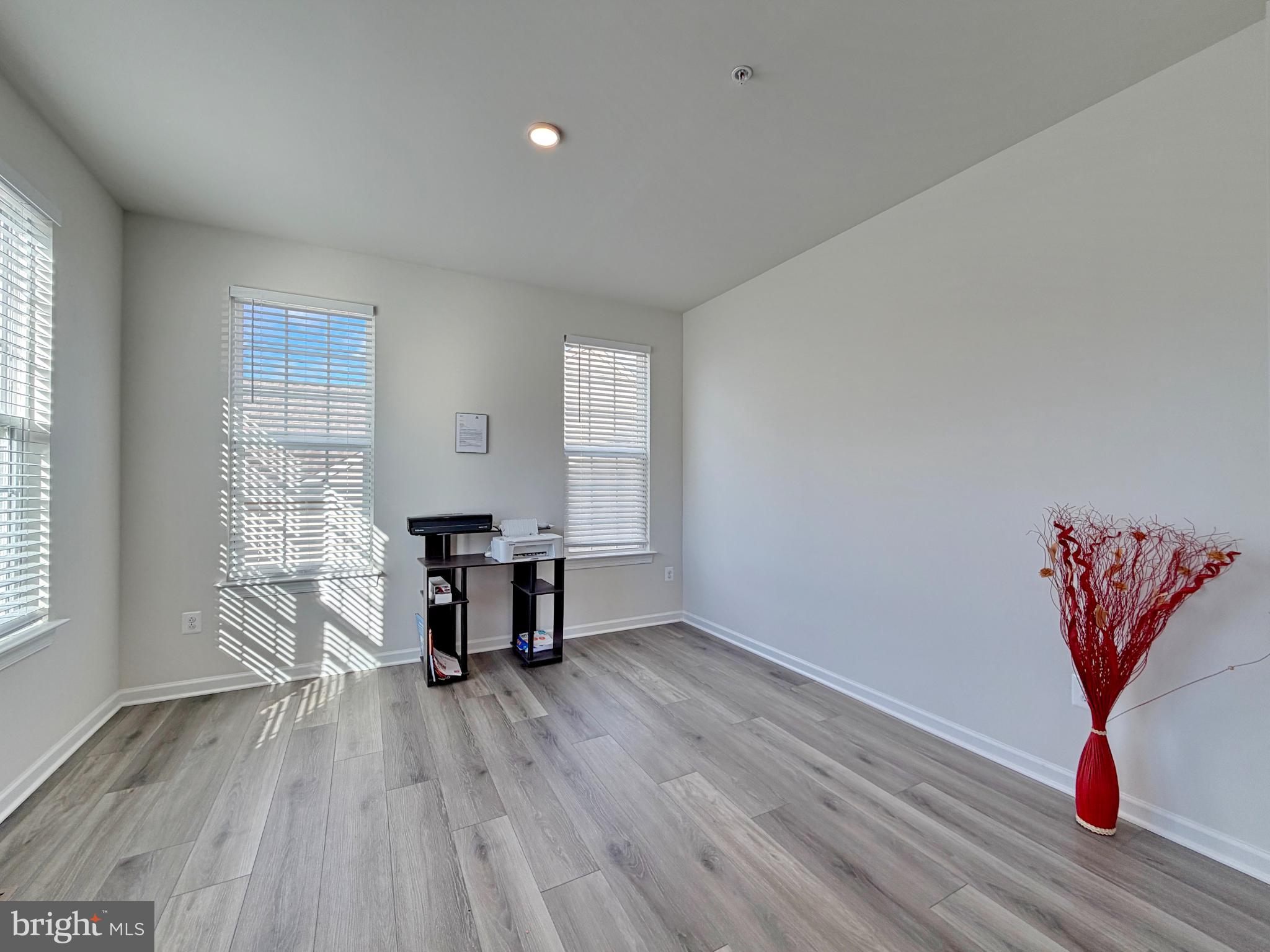 VILLAGES OF SAVANNAH - Residential