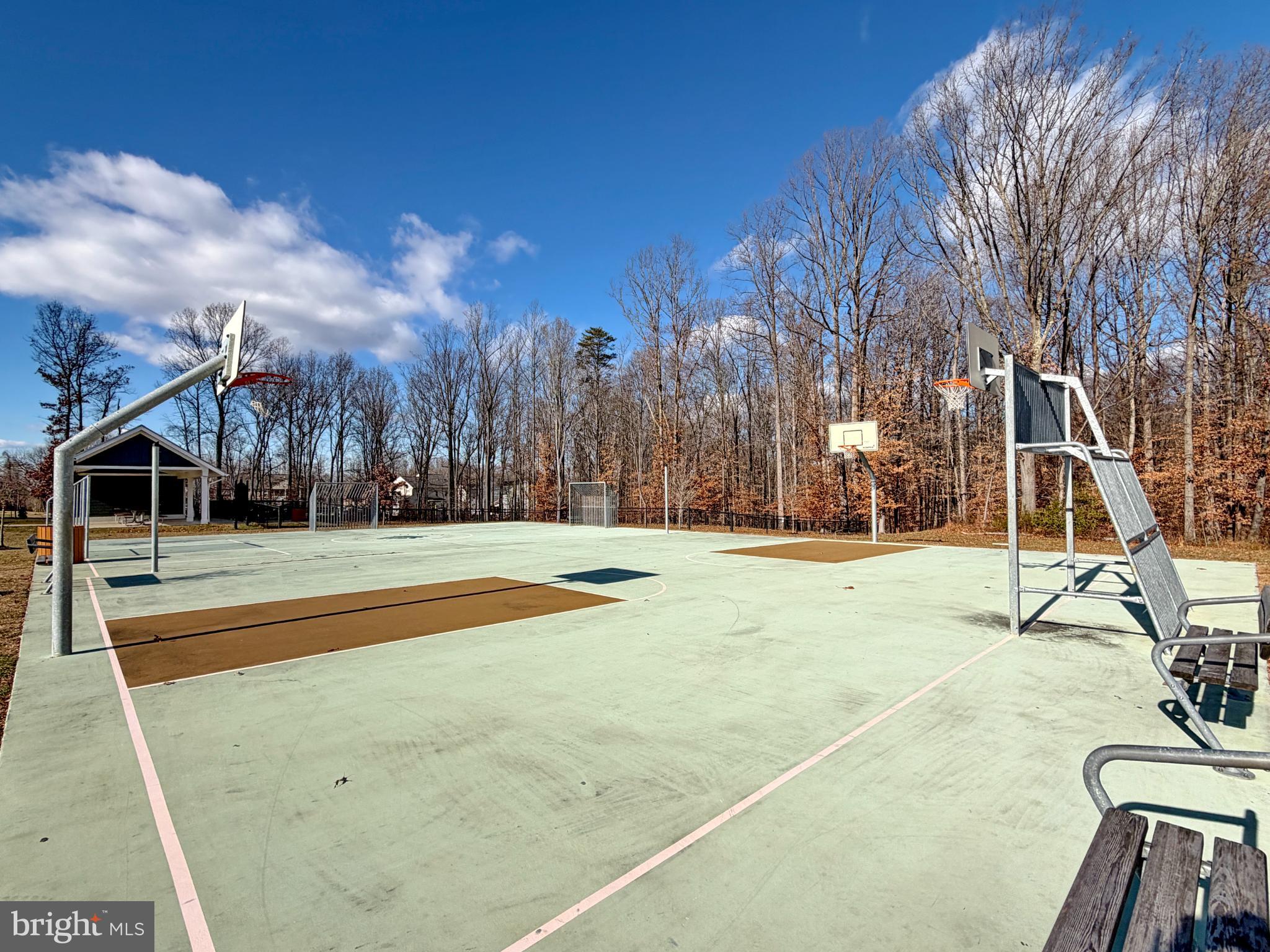 VILLAGES OF SAVANNAH - Residential