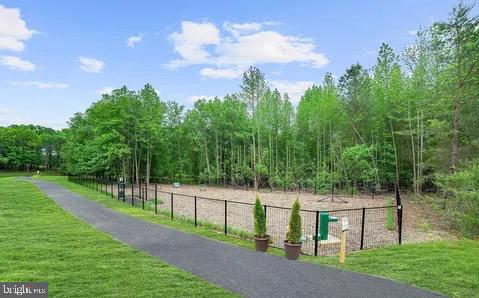 PONDVIEW - Residential