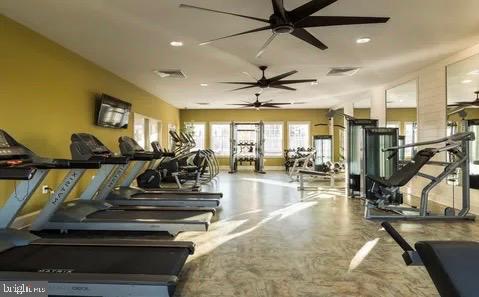 PONDVIEW - Residential